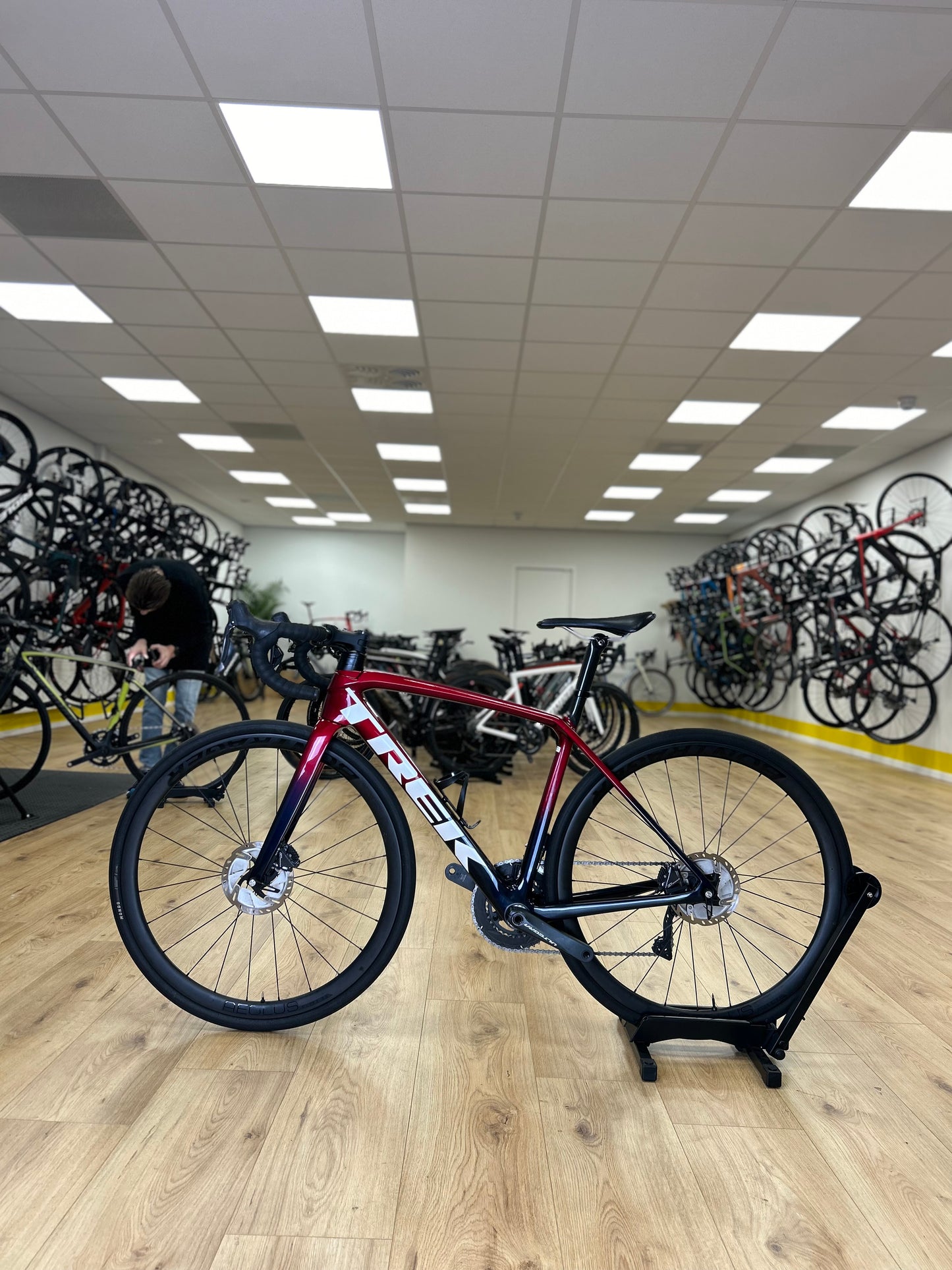 Trek Emonda SLR7 Di2 Carbon Disc Racefiets