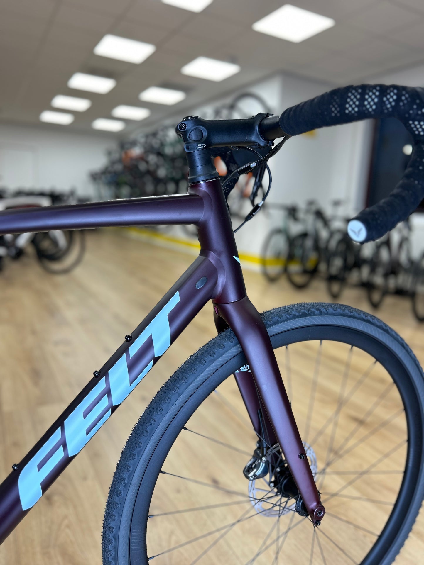 Showroom Model Felt Breed Disc Gravel