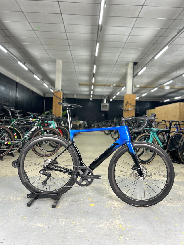 3T Strada Di2 Disc Carbon Racefiets