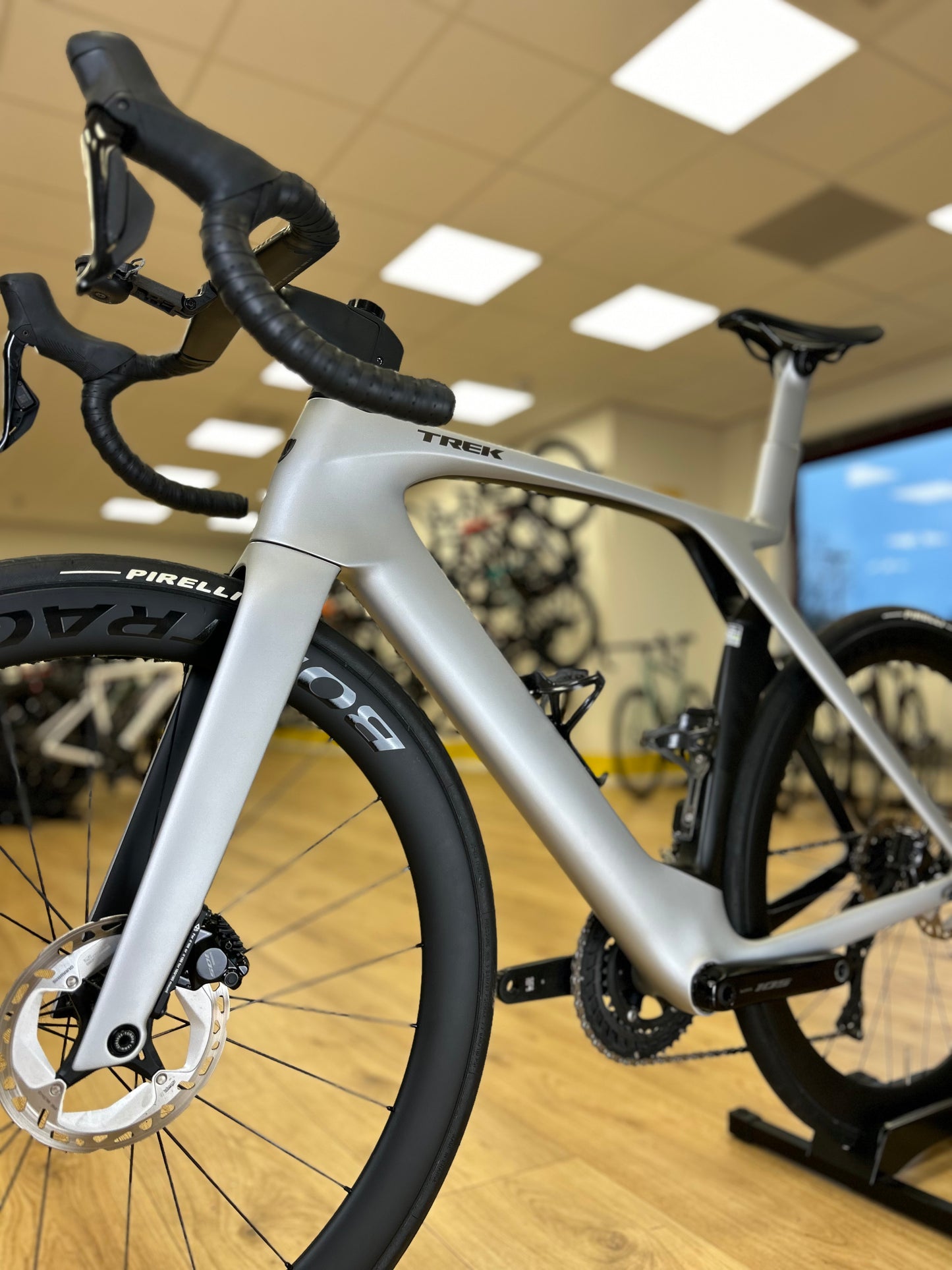 500km Trek Madone SLR 6 Carbon Disc Racefiets