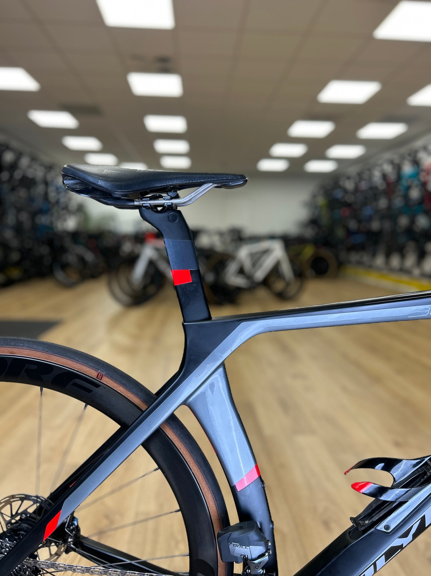 Olympia Boost AXS Carbon Racefiets