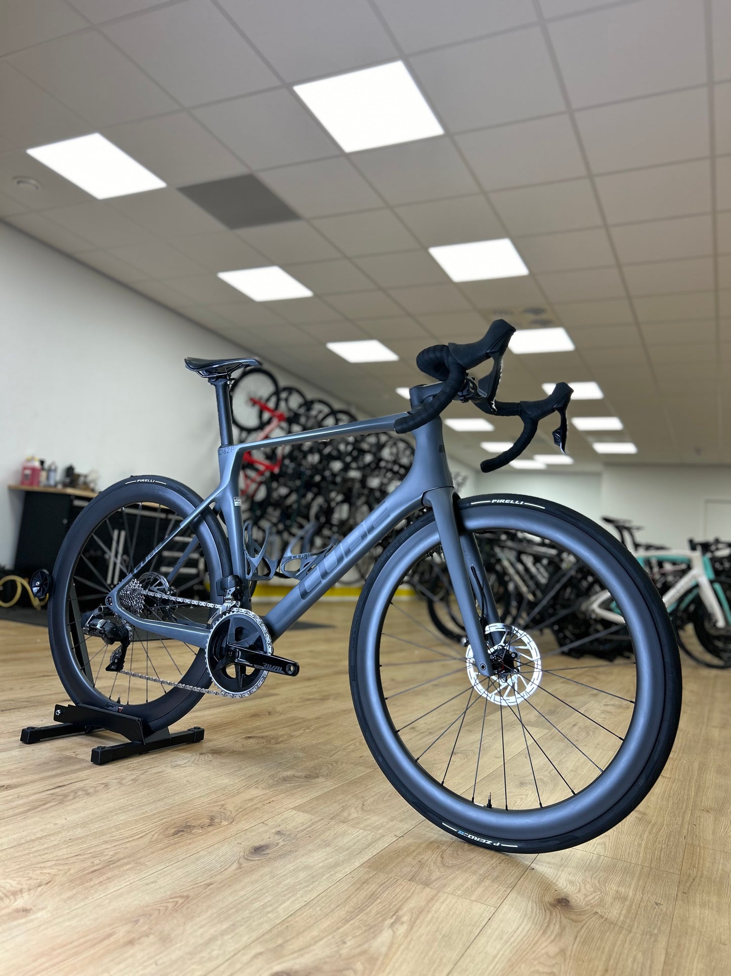 Cube Agree AXS Carbon Disc Racefiets