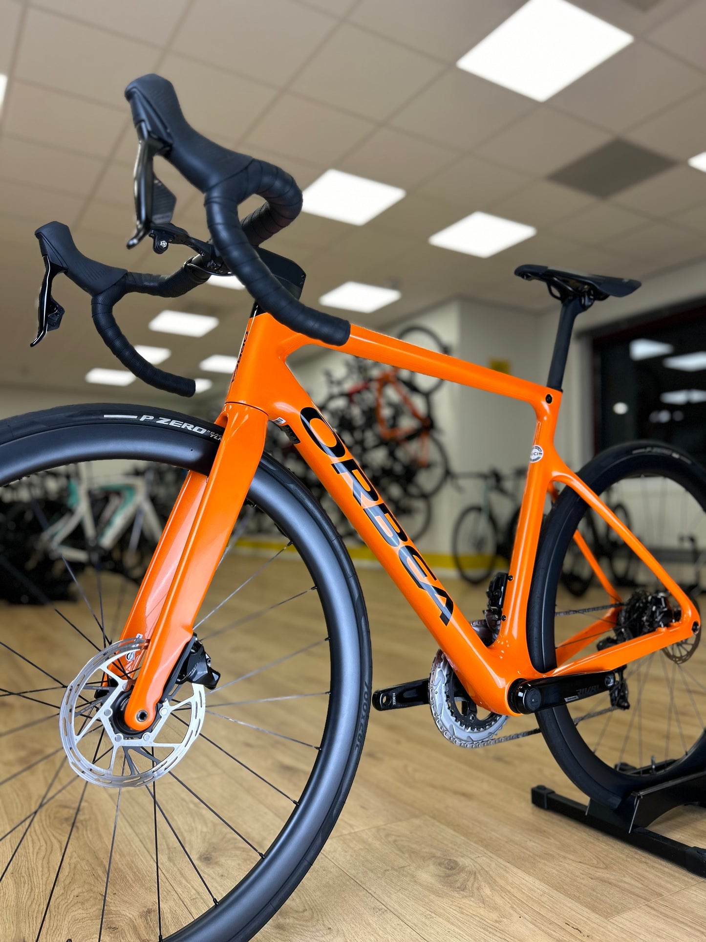Orbea Orca M31eTeam AXS Carbon Disc Racefiets