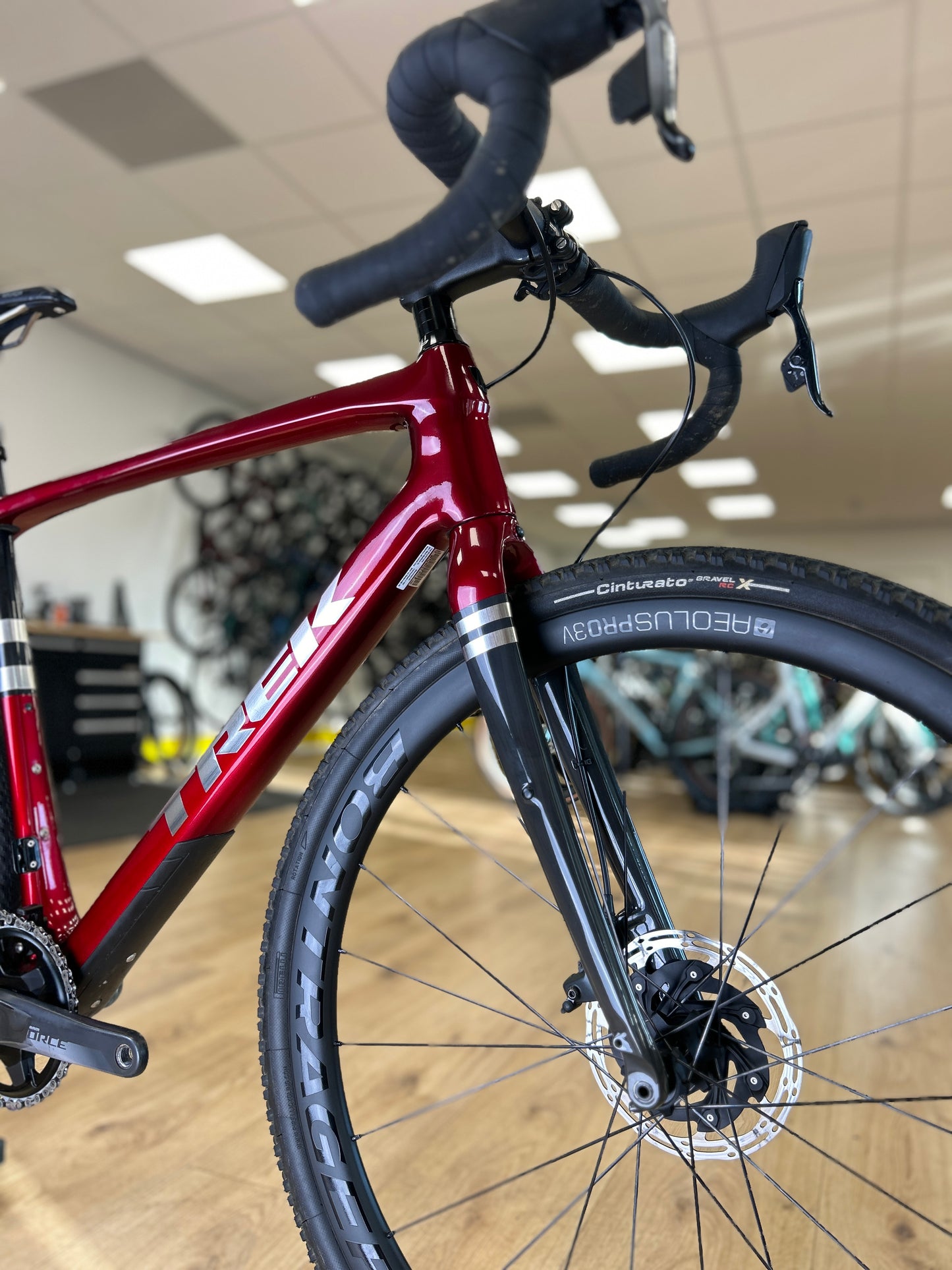 Trek Checkpoint SL7 Carbon Disc Racefiets