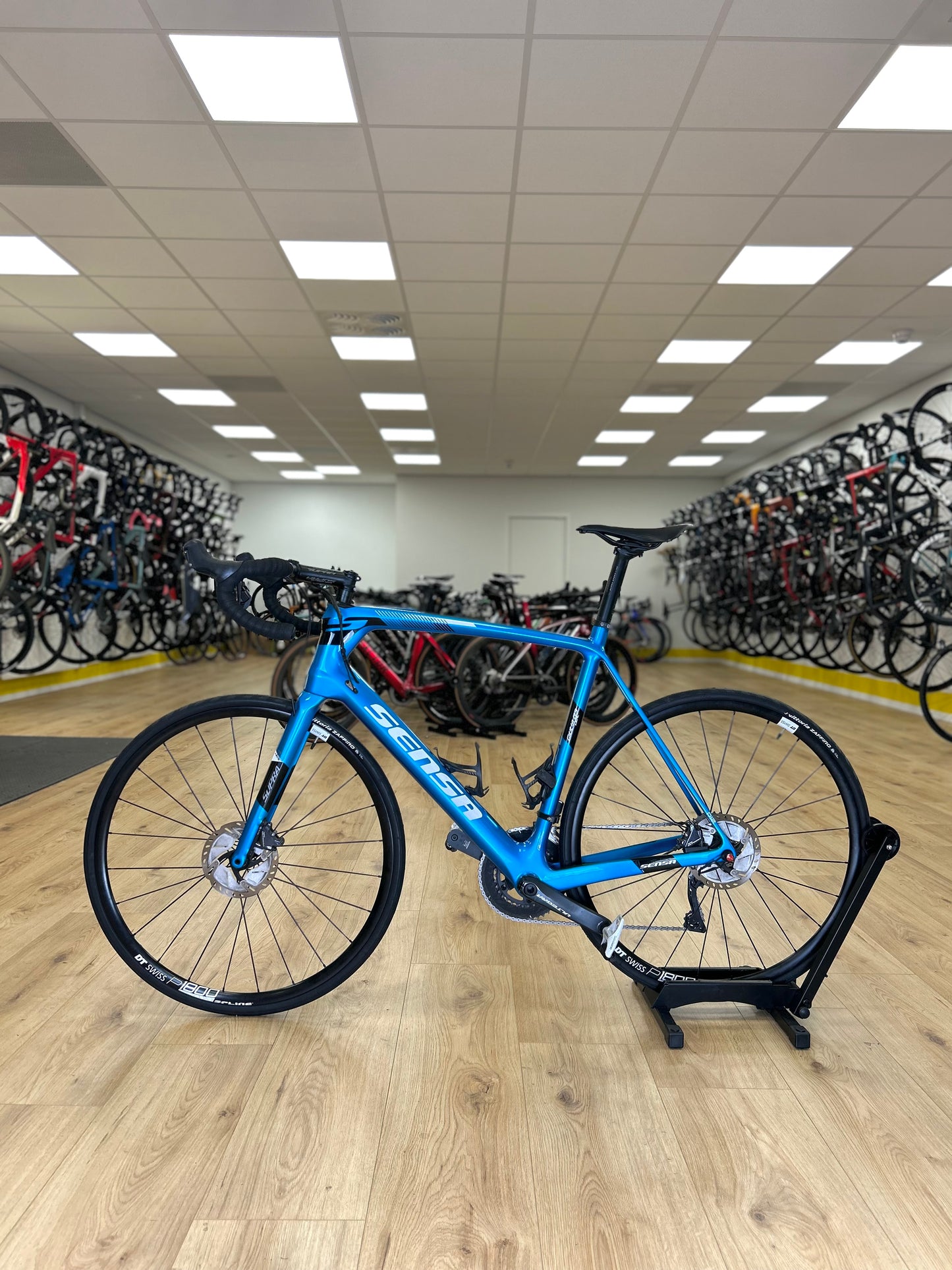 Sensa Giulia G3 Di2 Ultegra Carbon Road Bike