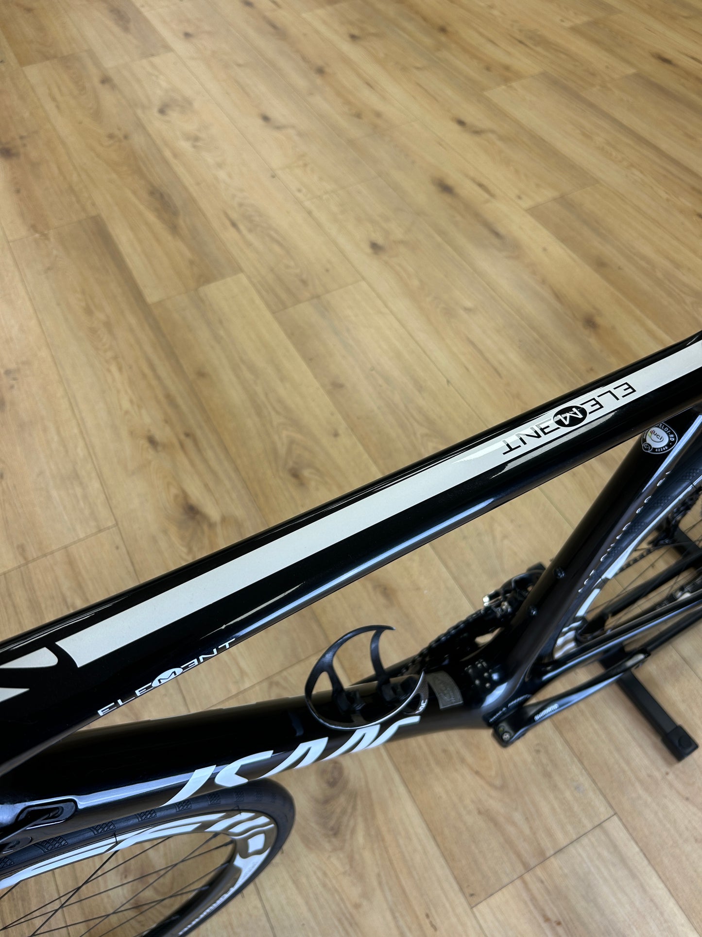 Isaac Element Carbon Racefiets