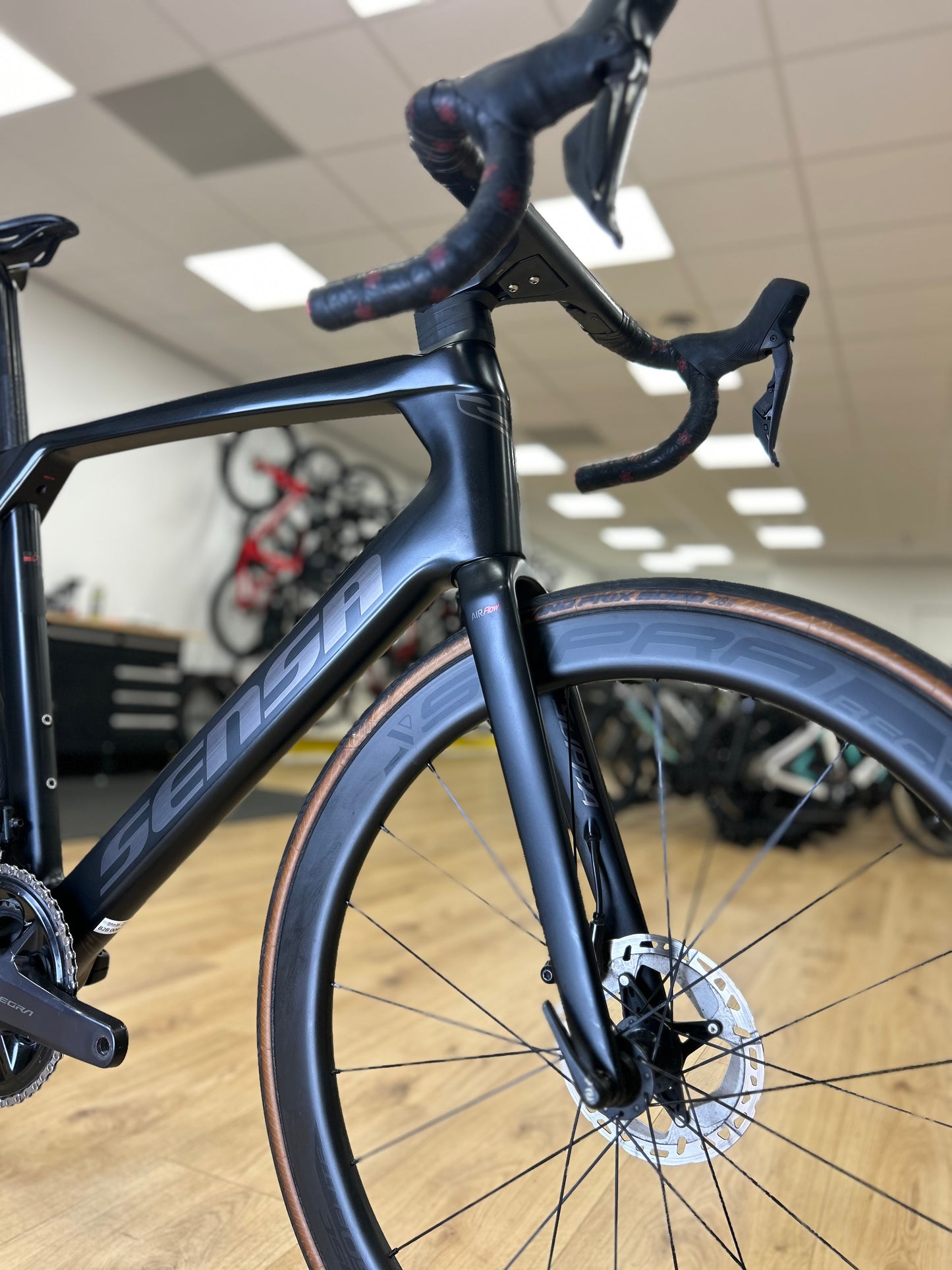 Sensa Giulia Evo Di2 Carbon Disc Racefiets