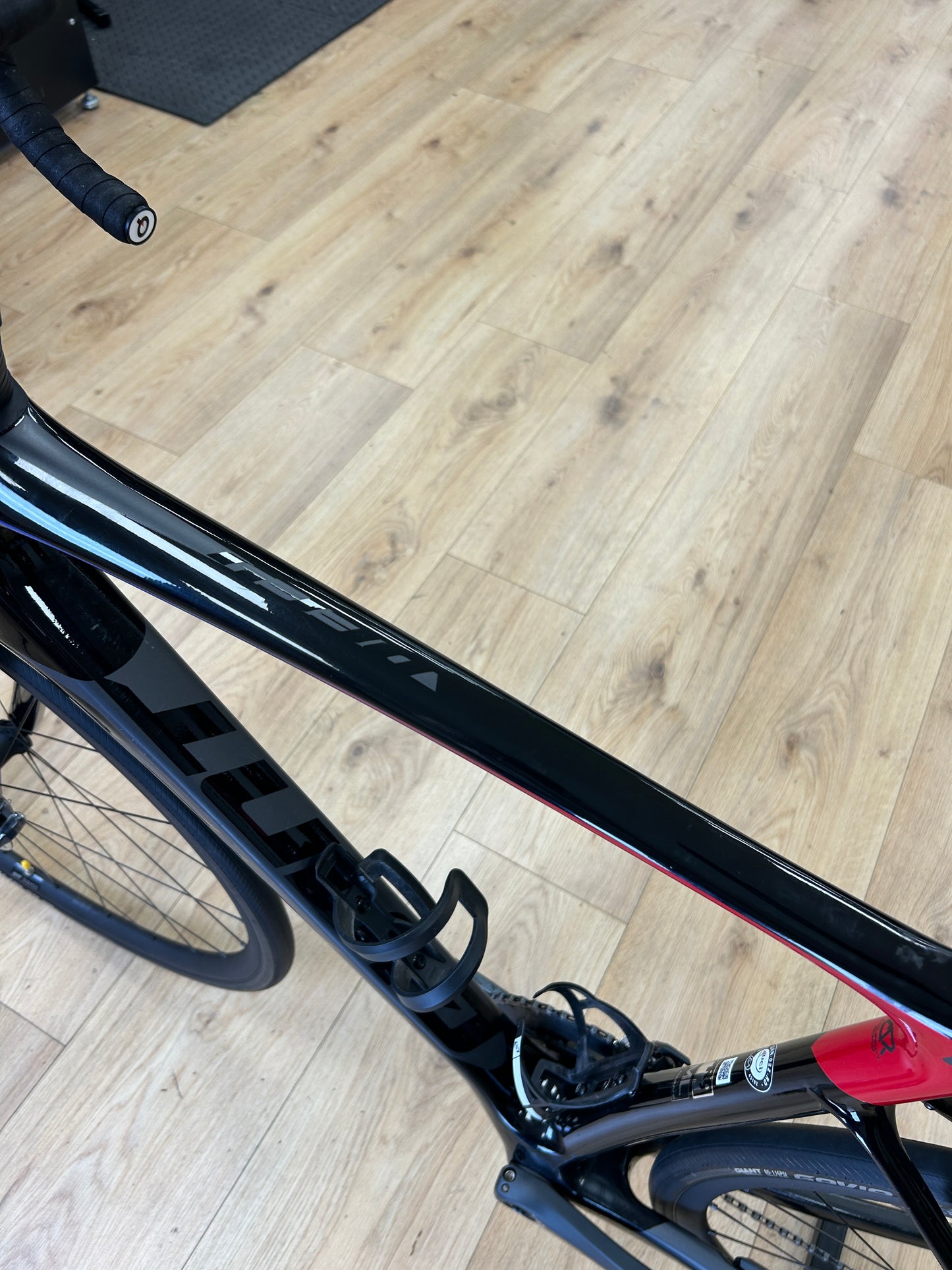 Giant Defy Advanced Carbon Racefiets