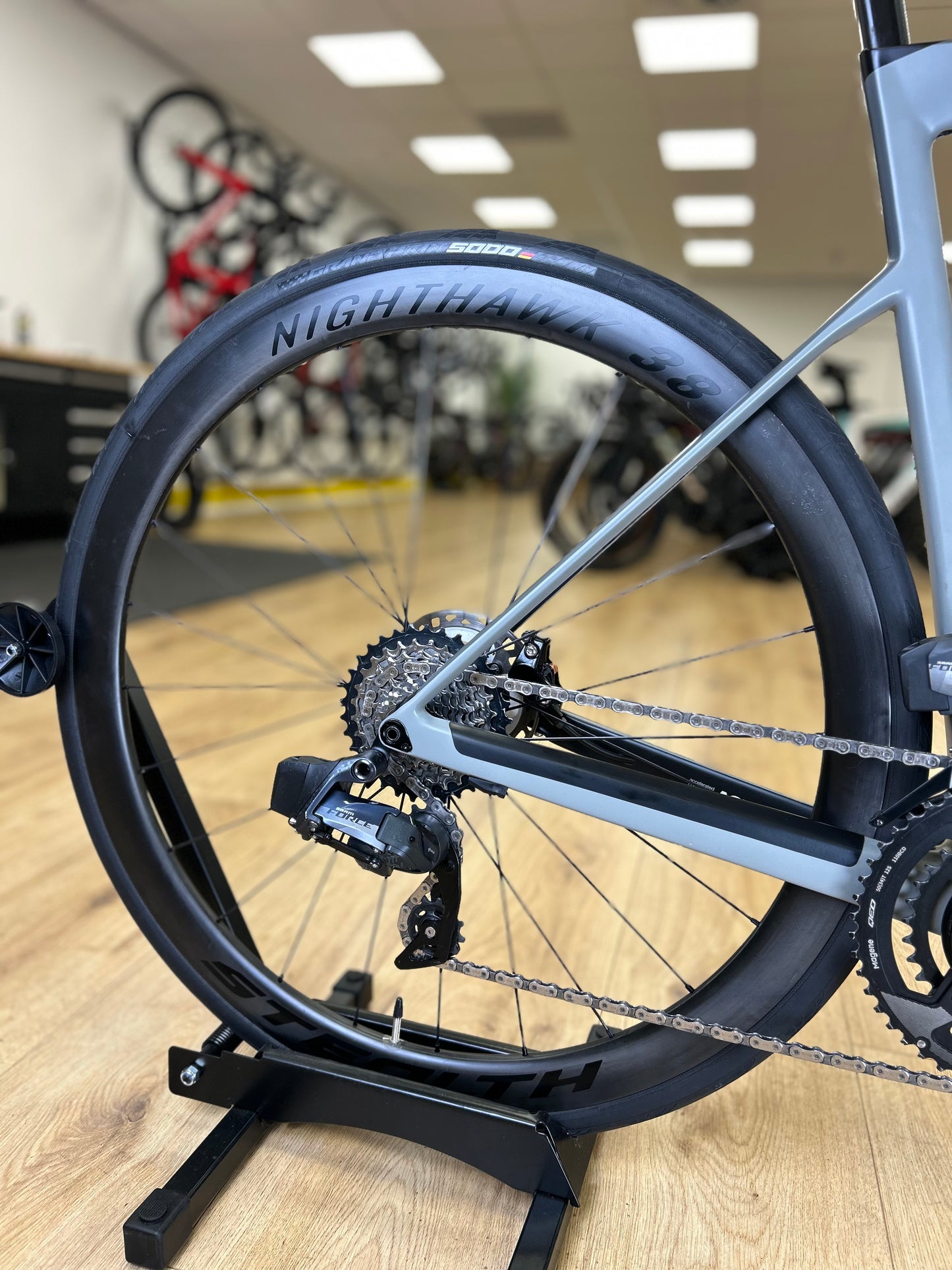 2000KM BMC TeamMachine AXS PM Carbon Disc Race Bike