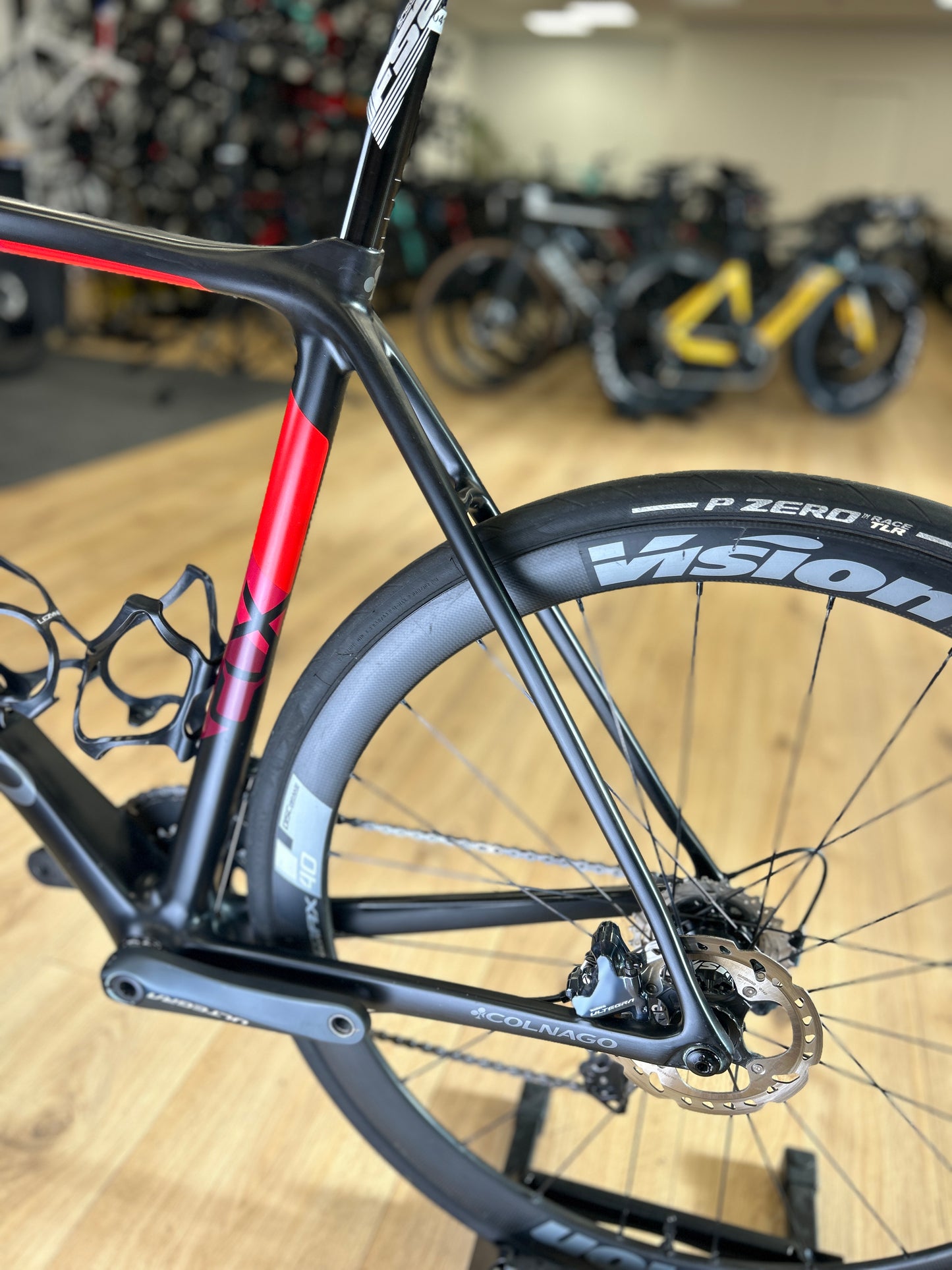 Colnago CLX Disc Carbon Road Bike