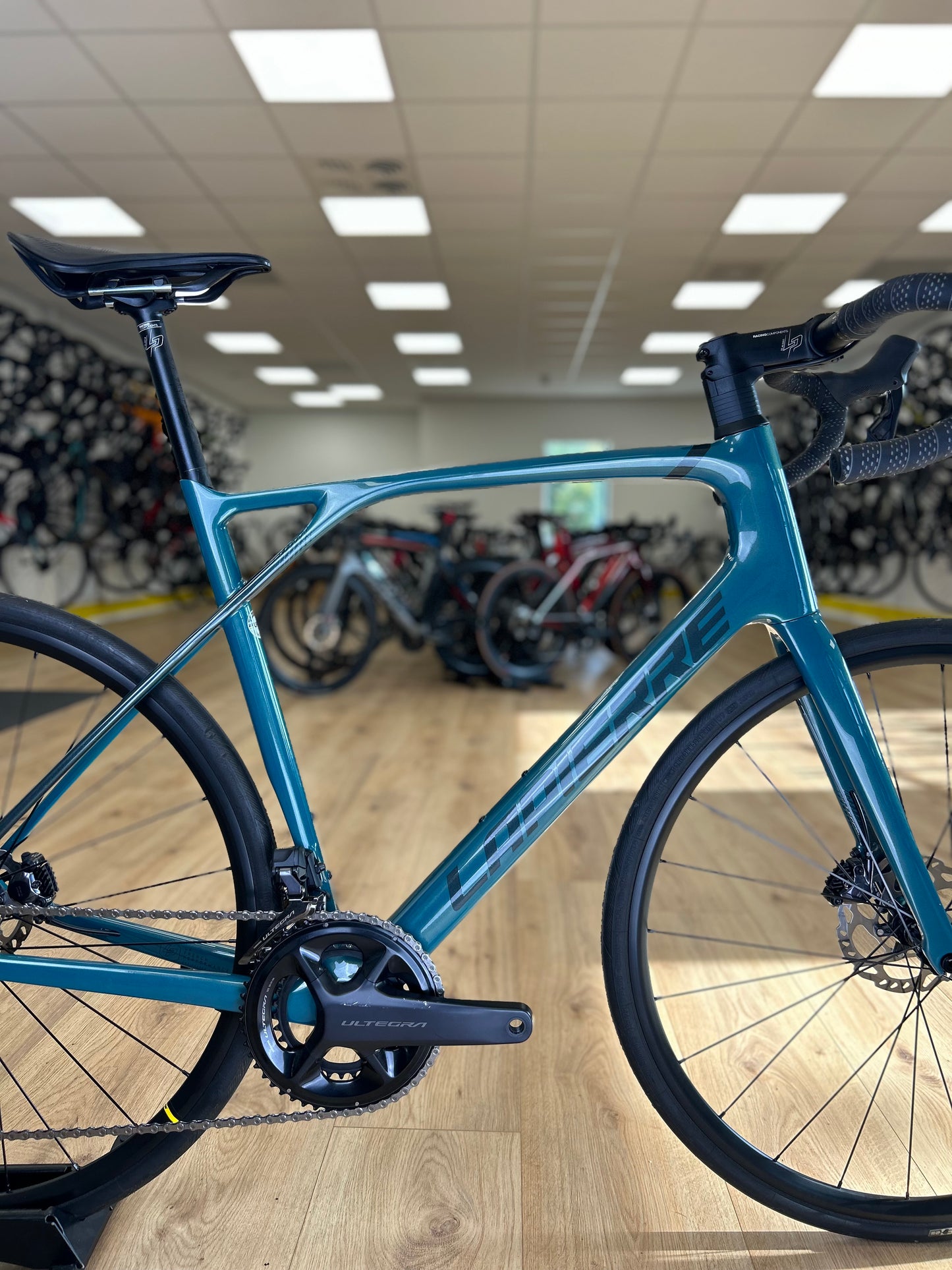 SHOWROOMMODEL Lapierre Pulsium Di2 Ultegra Racefiets