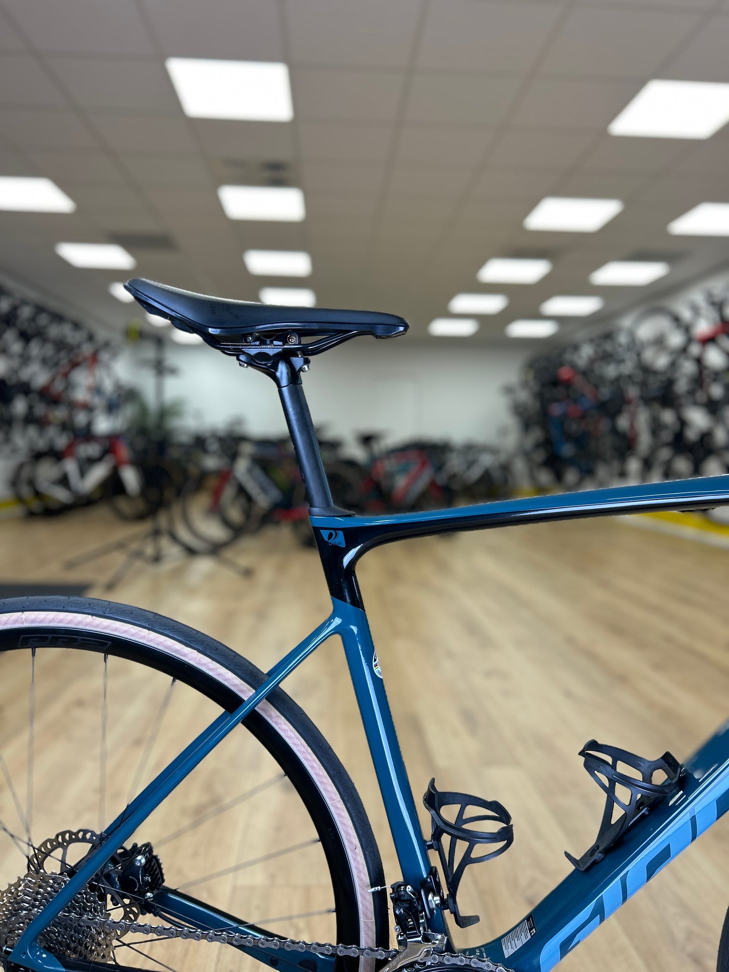 Giant Defy Carbon Racefiets