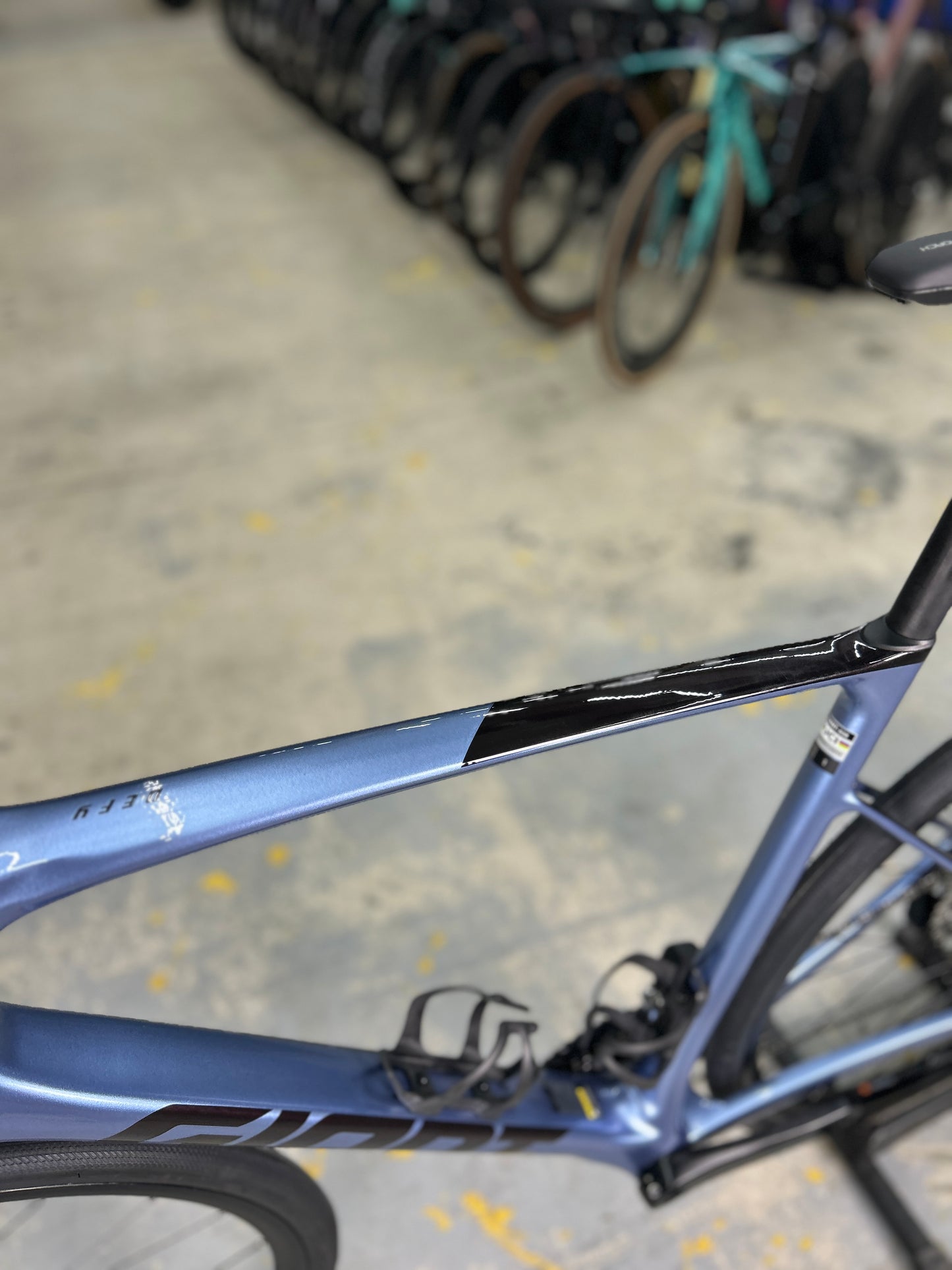 NEW Giant Defy Advanced Di2 Carbon Road Bike