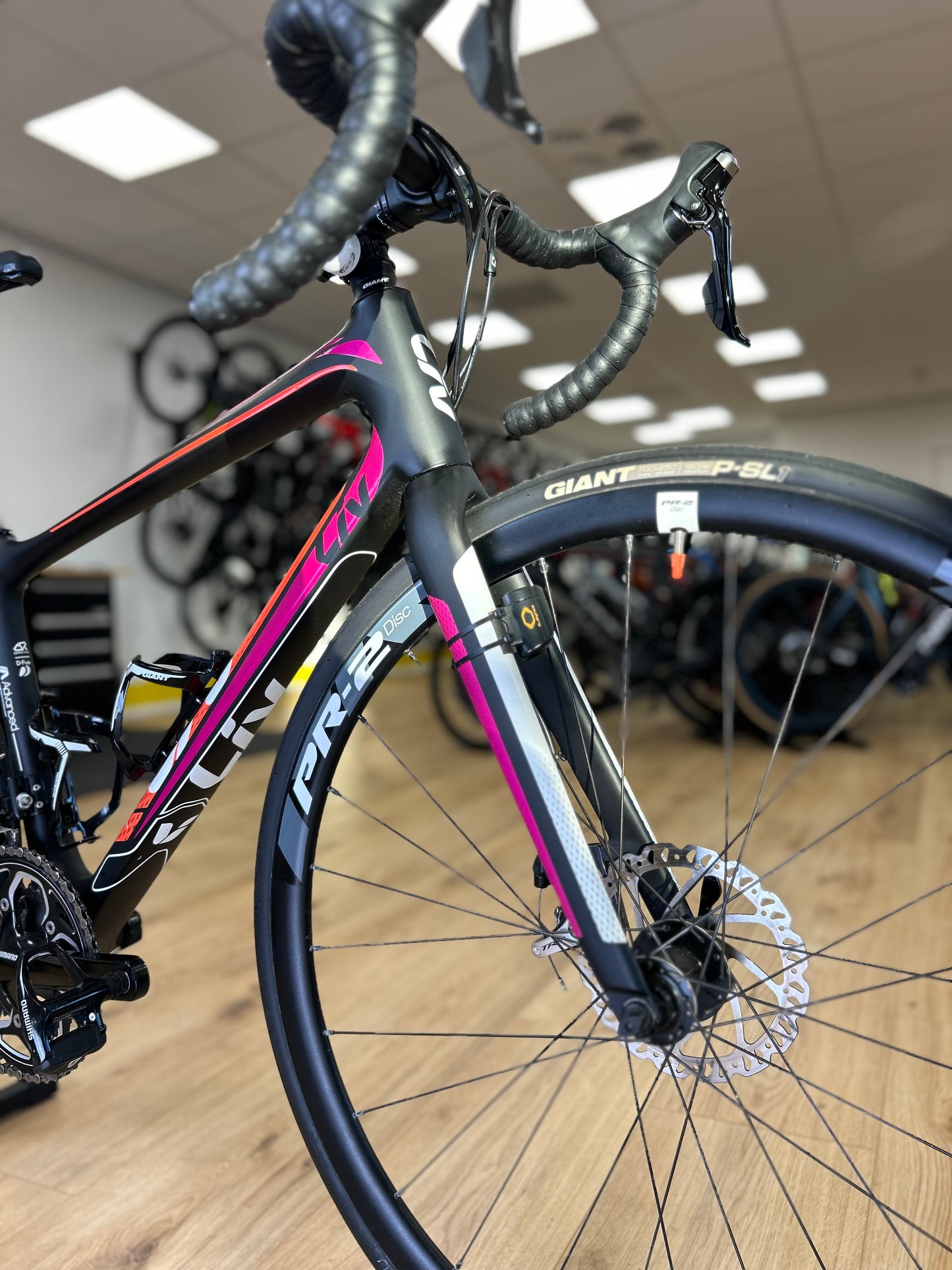 Liv Avail Carbon Disc Dames Racefiets