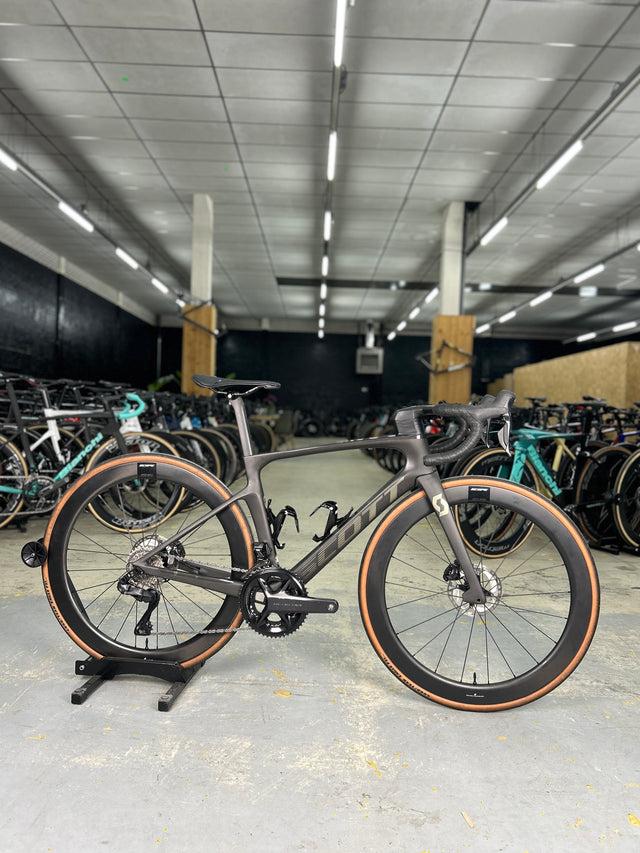 Scott Foil RC10 Di2 Carbon Road Bike