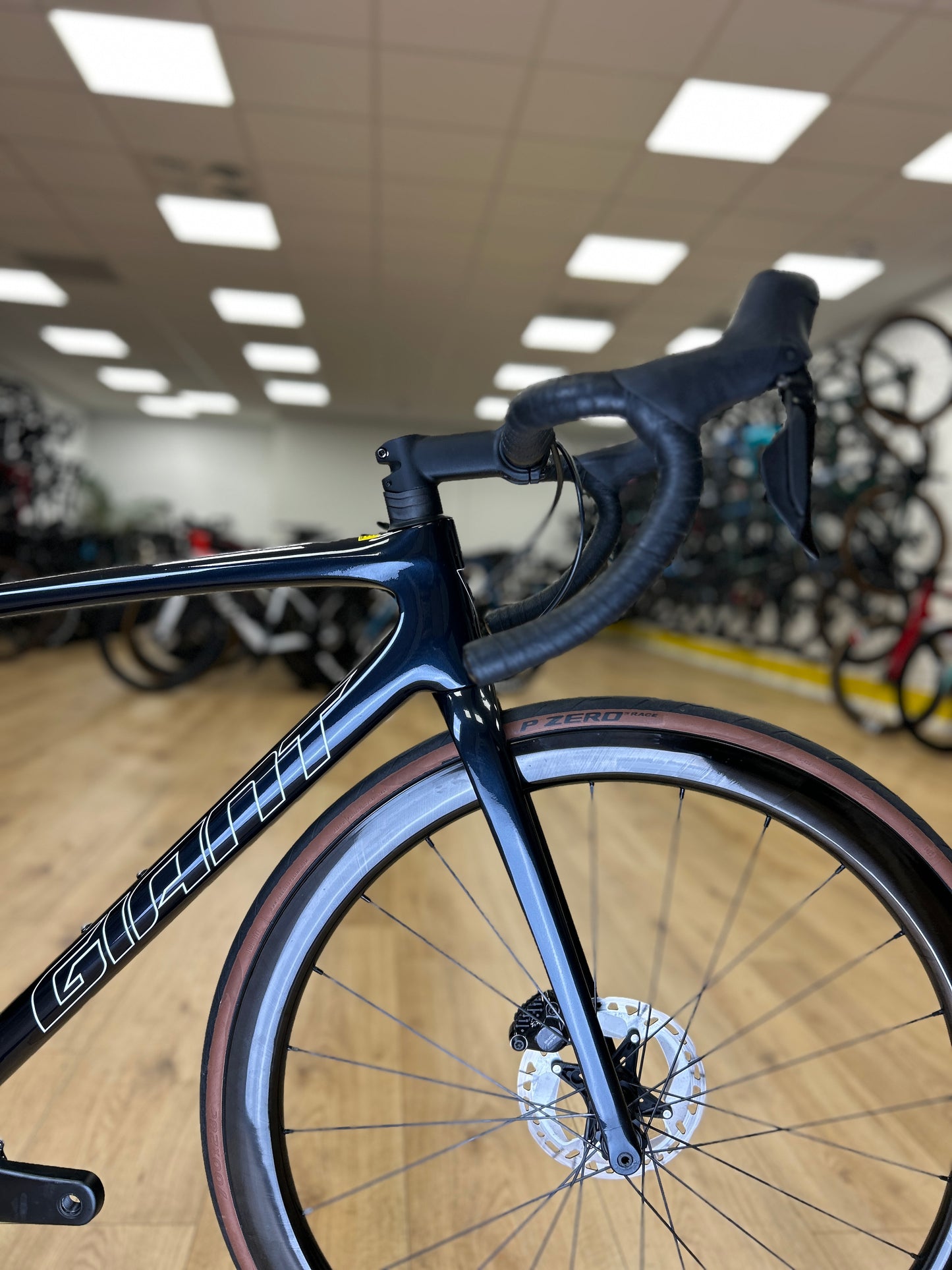 Giant TCR Advanced 1+ Di2 Carbon Racefiets