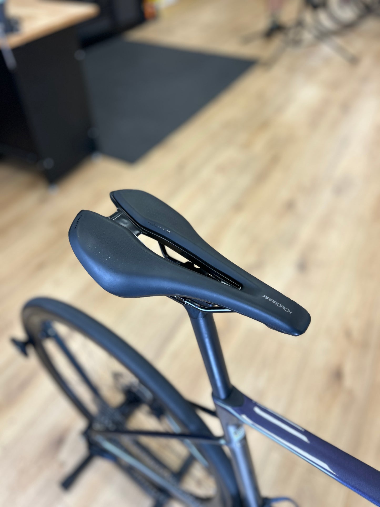 Giant Defy Advanced Di2 Carbon Racefiets