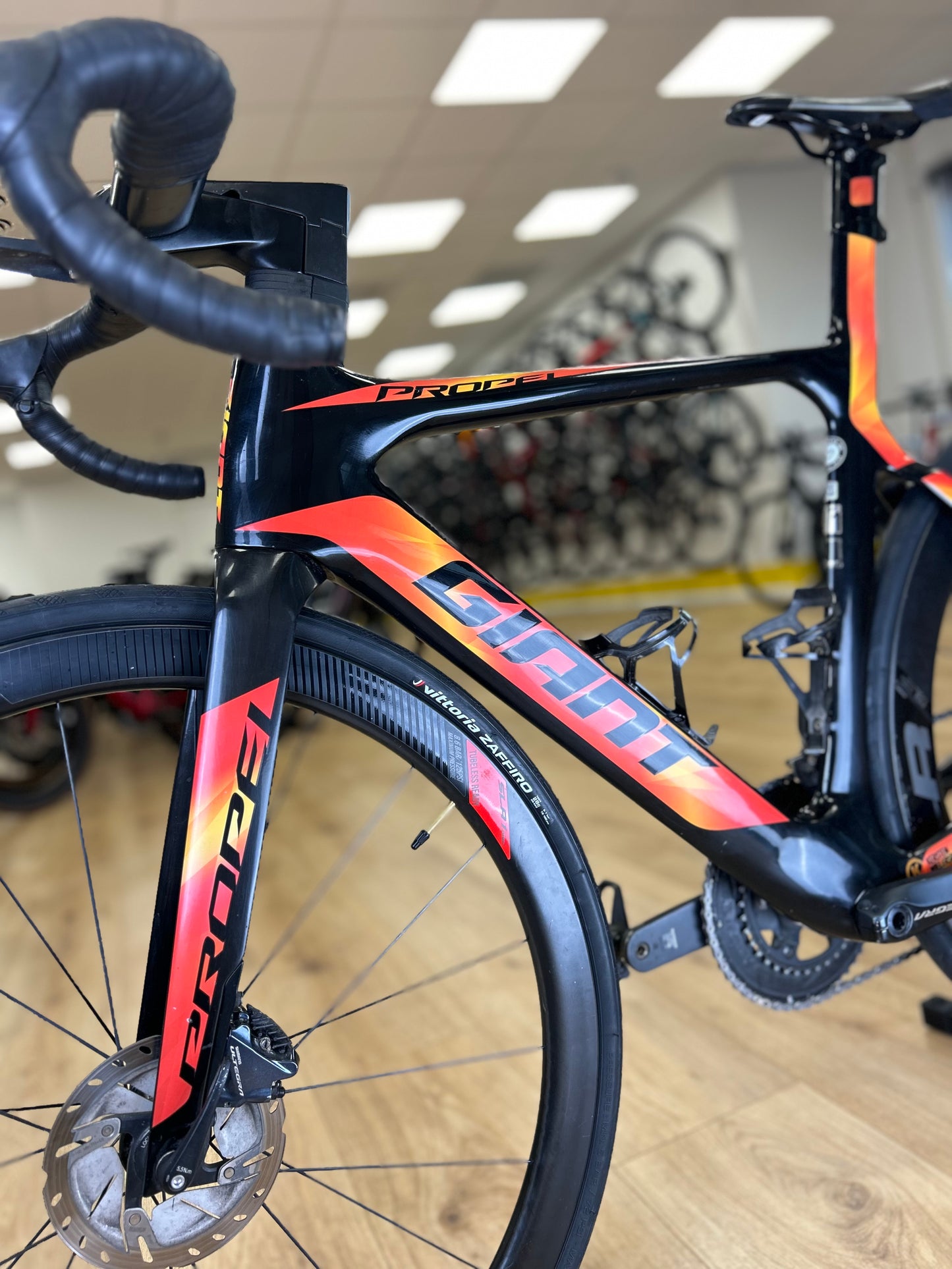 Giant propel Advanced SL Carbon Di2 Ultegra Racefiets