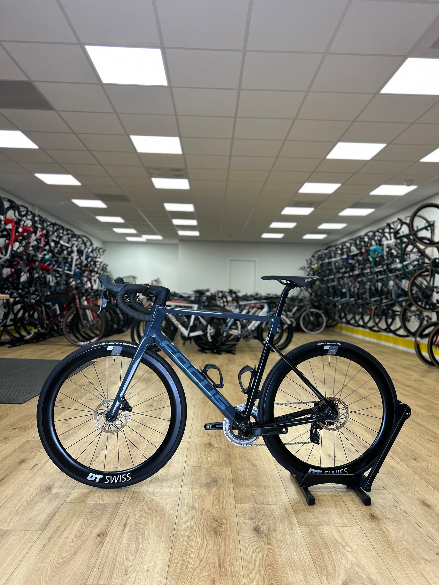 Focus Izalco MAX 9.7 AXS Carbon Racefiets