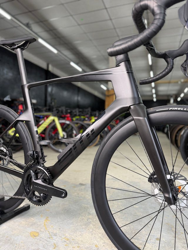 NIEUW BMC Teammachine R01 FOUR Di2 Carbon Racefiets