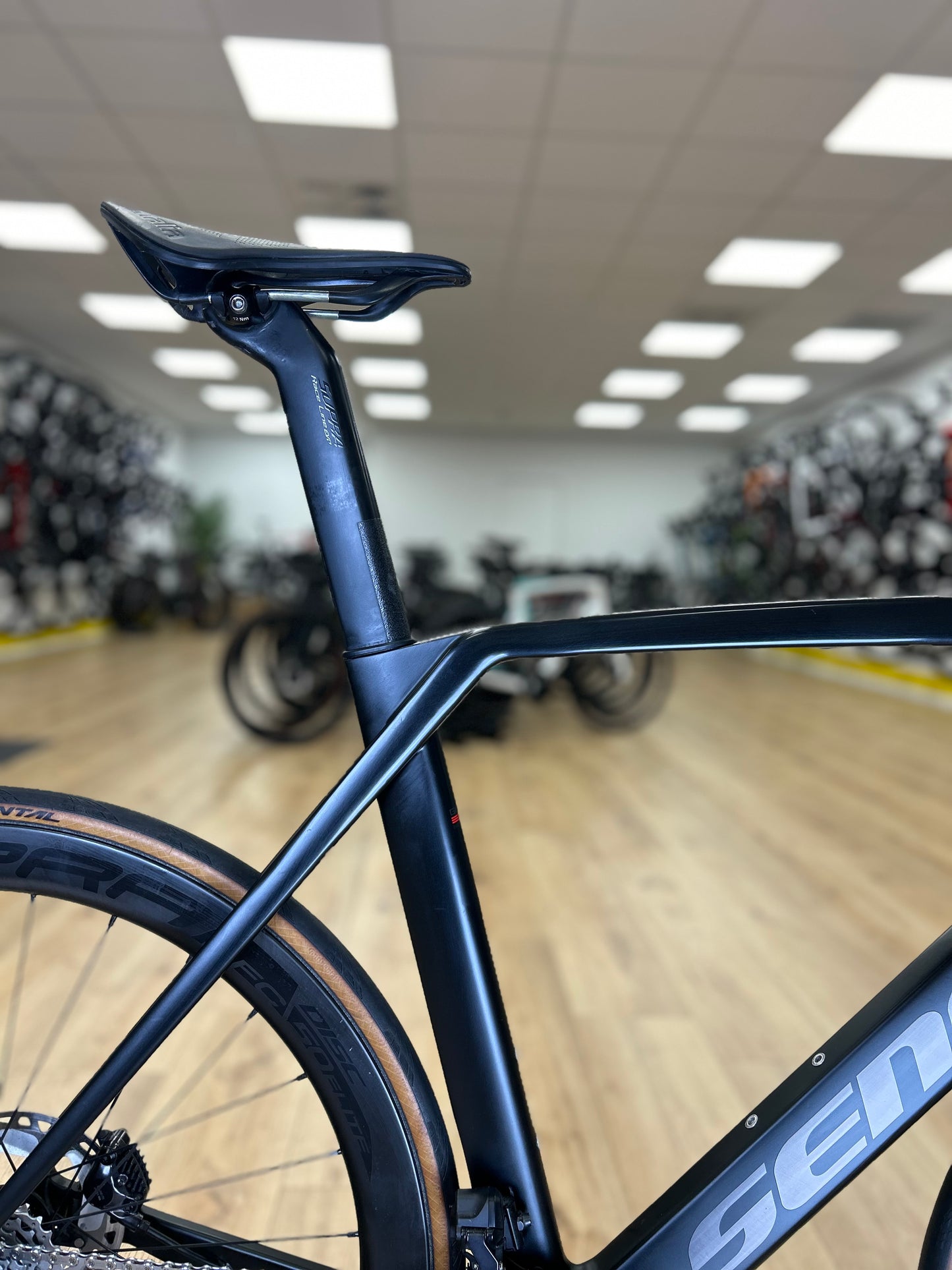 Sensa Giulia Evo Di2 Carbon Disc Racefiets