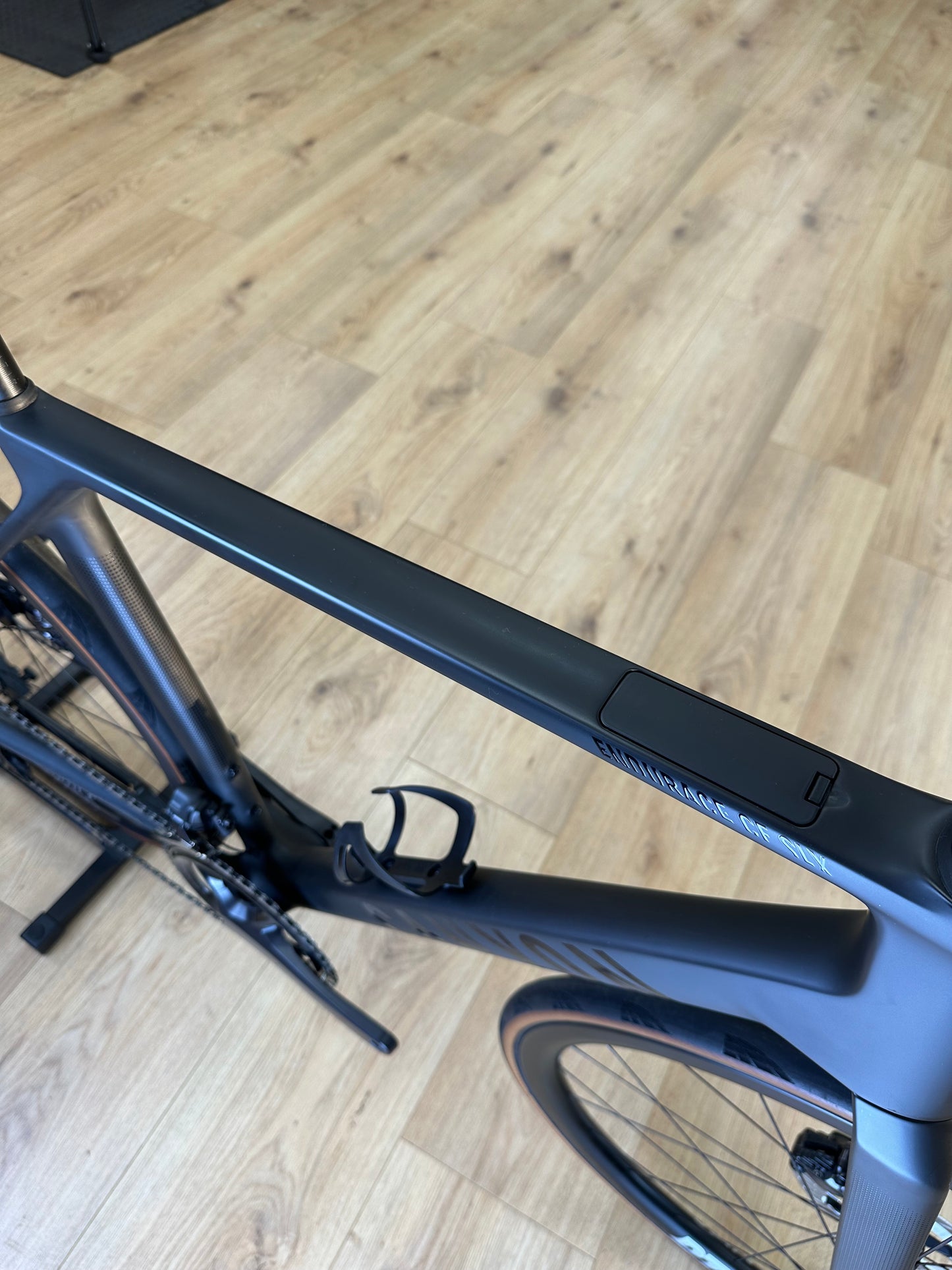 200km Canyon Endurace Di2 Carbon Disc Road Bike
