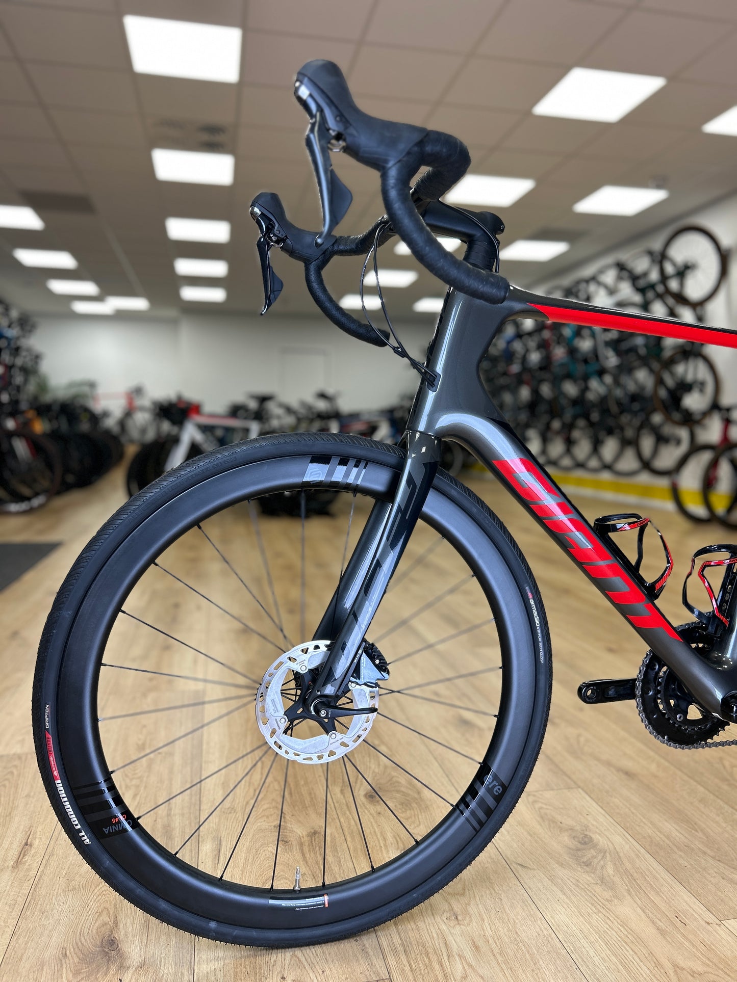 Giant Defy Advanced Pro Carbon Racefiets