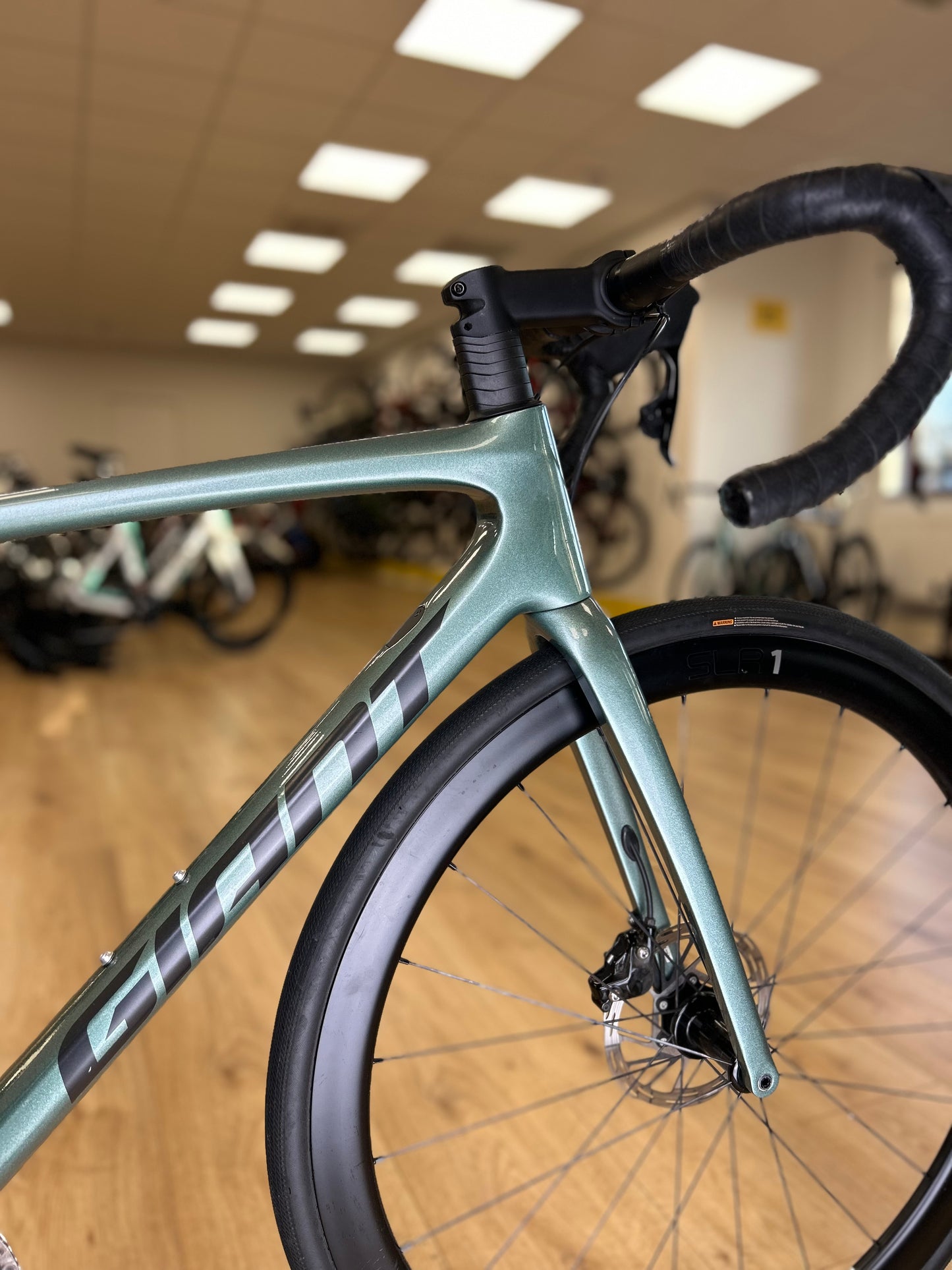 Giant TCR AXS Carbon Disc Racefiets