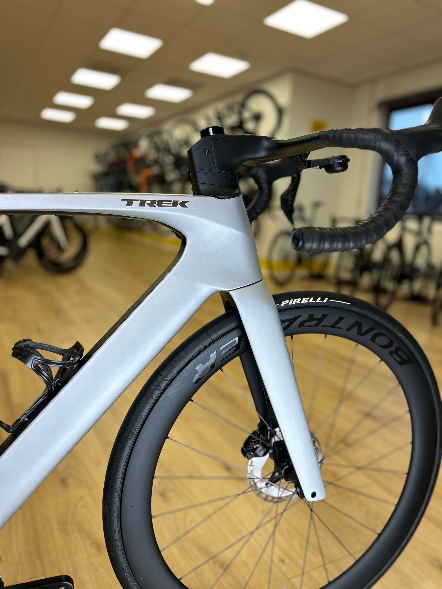 500km Trek Madone SLR 6 Carbon Disc Racefiets