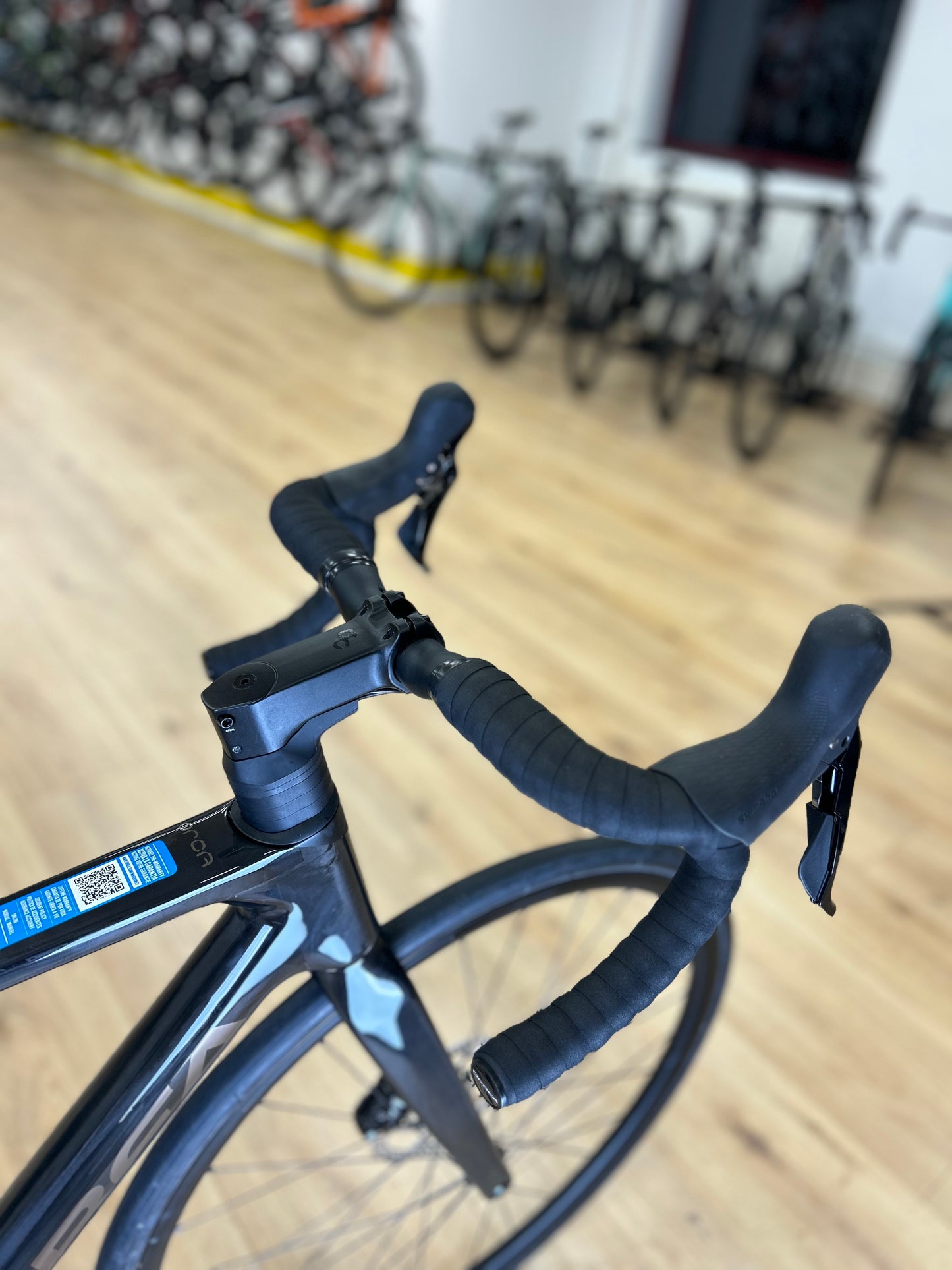 SHOWROOM MODEL Orbea Orca M30 Carbon Disc Racefiets