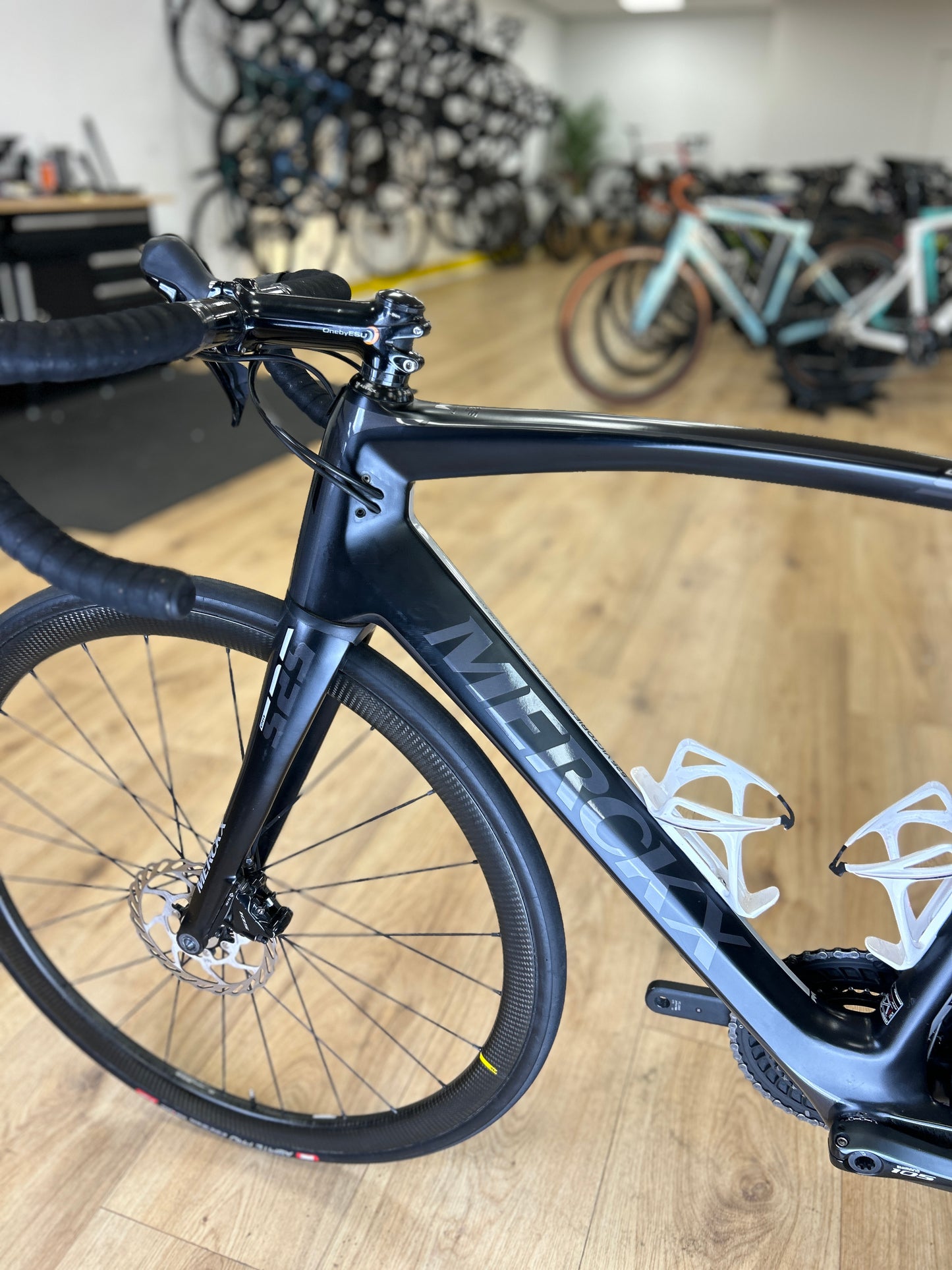 Eddy Merckx EM525 Disc Carbon Racefiets