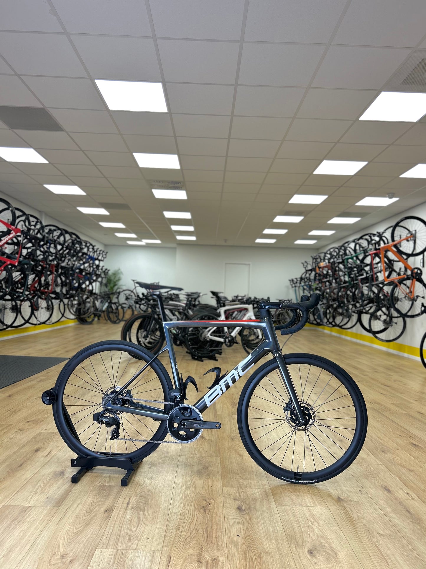 BMC TeamMachine SLR One AXS Carbon Disc Racefiets