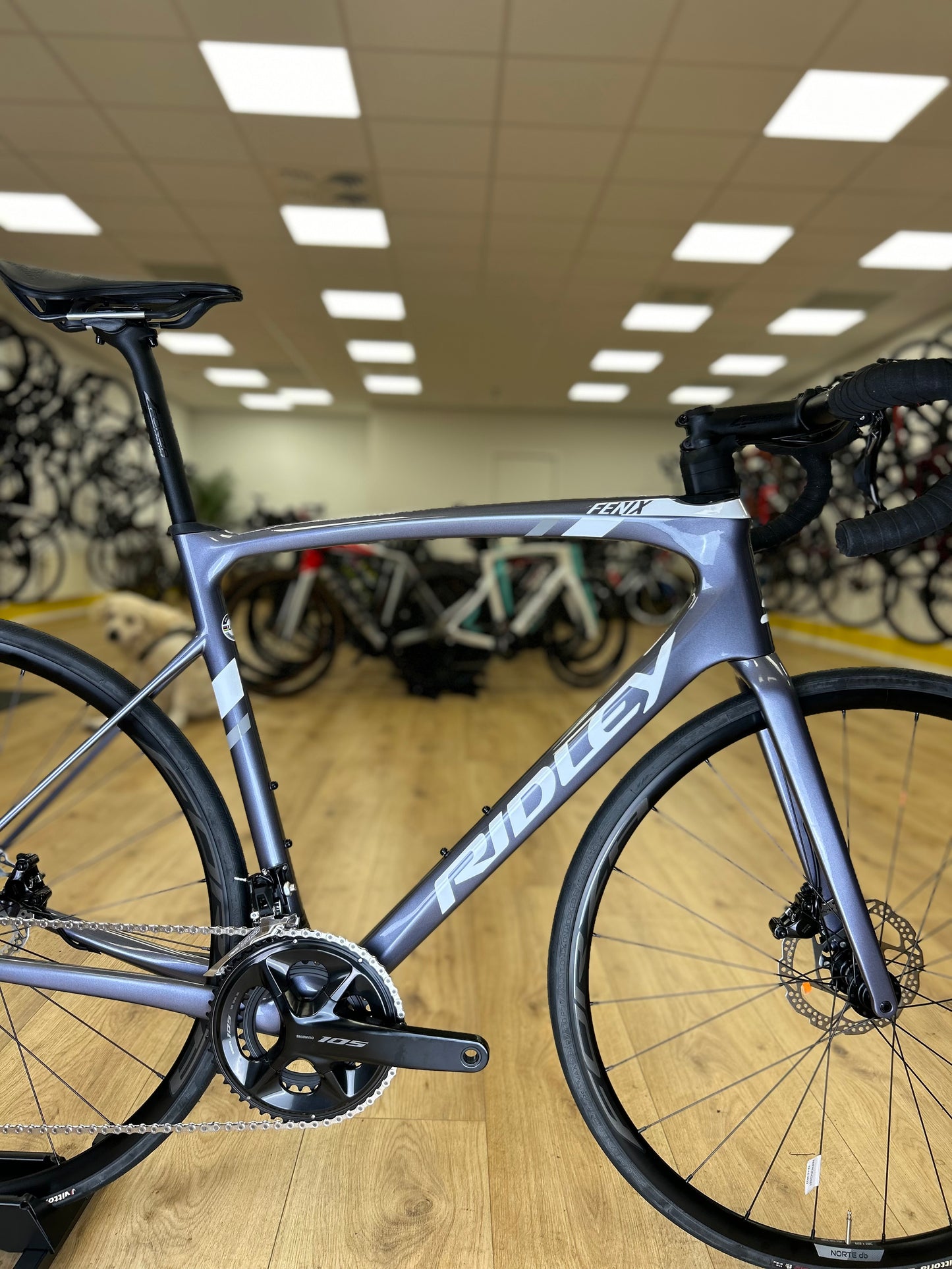 Showroom Model Ridley Fenix Carbon Disc Racefiets