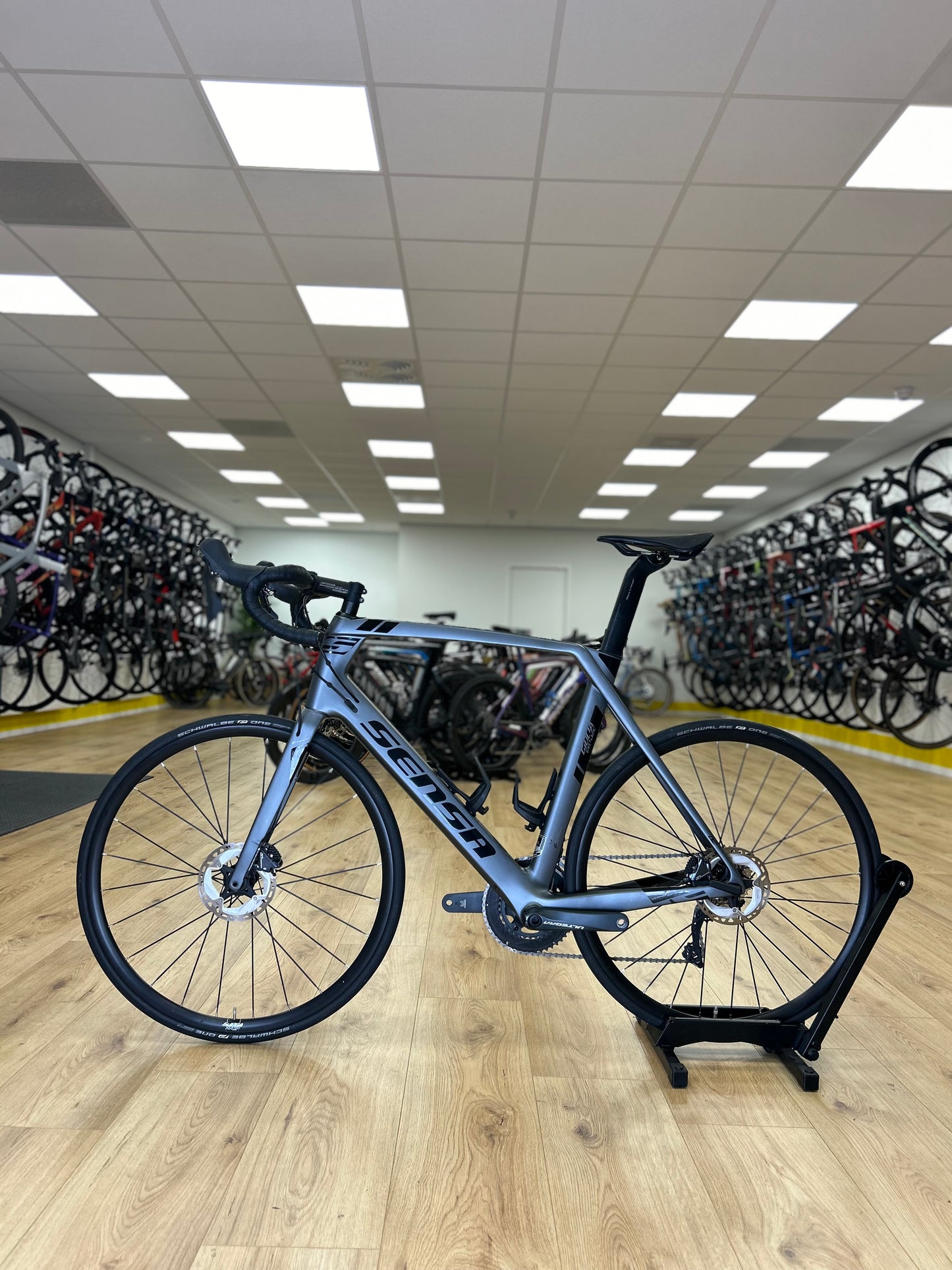 Sensa Giulia Evo MT61 Ultegra Carbon Disc Road Bike