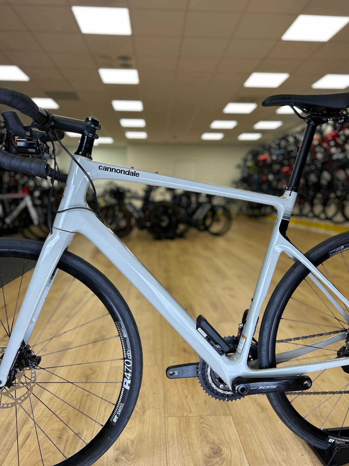 NIEUW Cannondale Synapse Di2 Carbon Racefiets