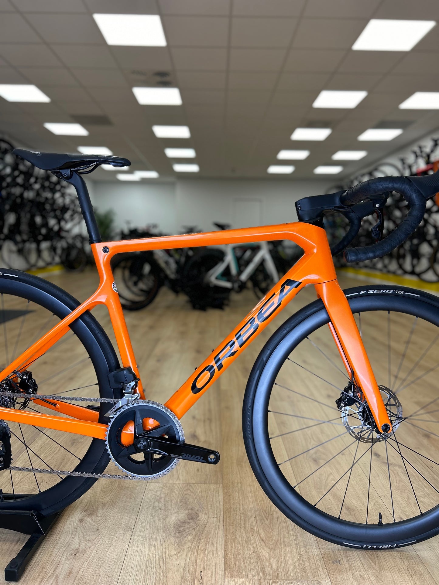 Orbea Orca M31eTeam AXS Carbon Disc Racefiets