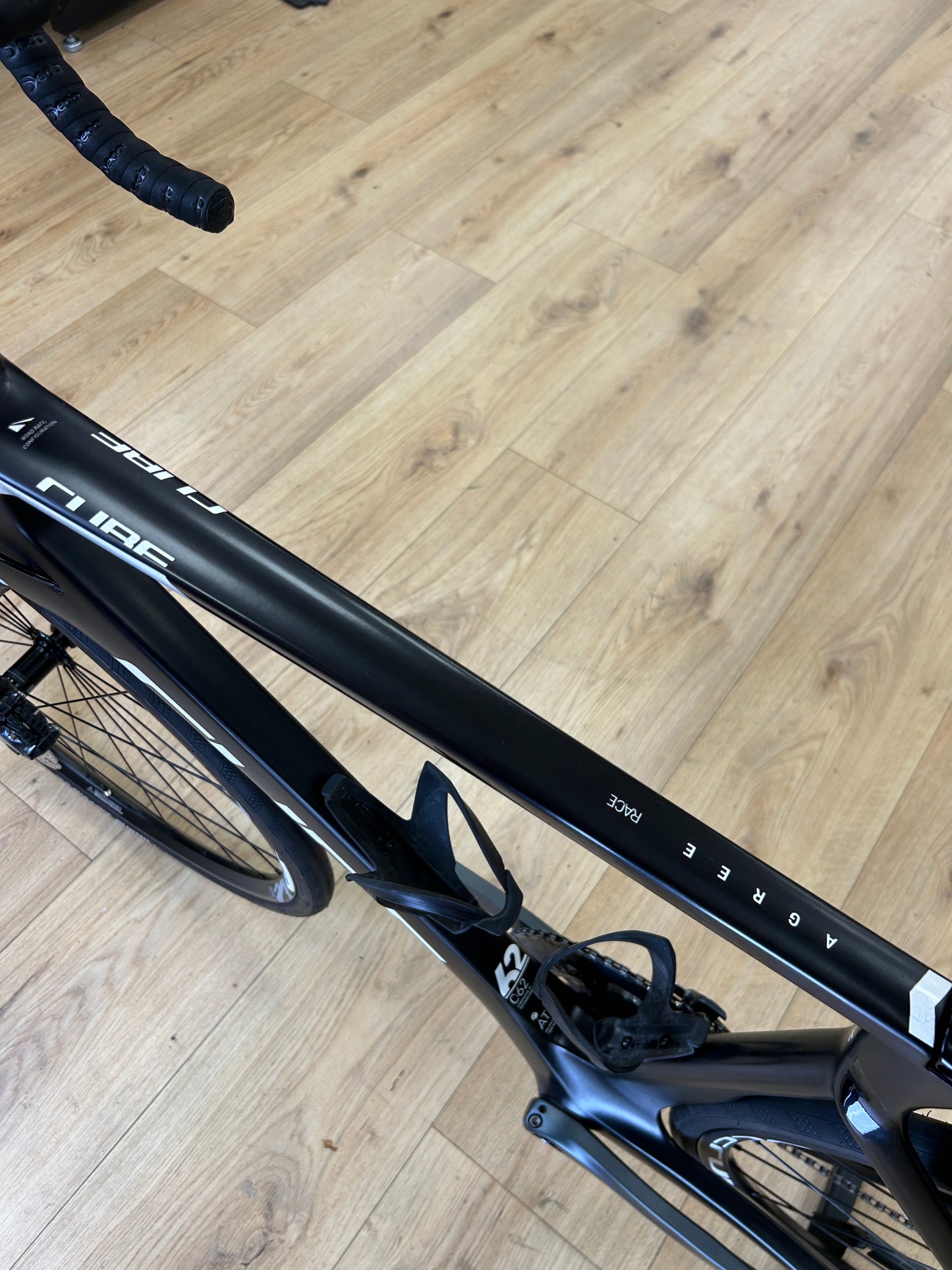 Cube Agree C:62 Race Carbon Racefiets