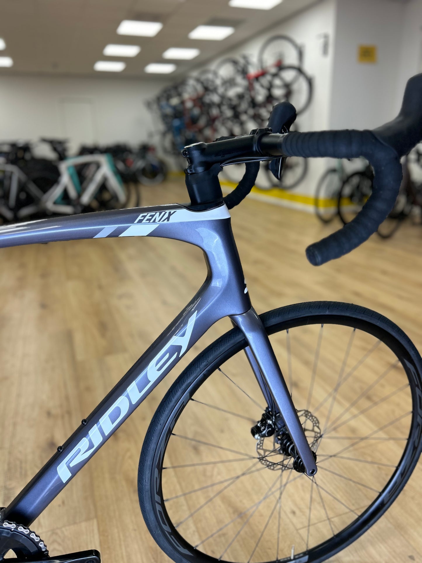 Showroom Model Ridley Fenix Carbon Disc Racefiets
