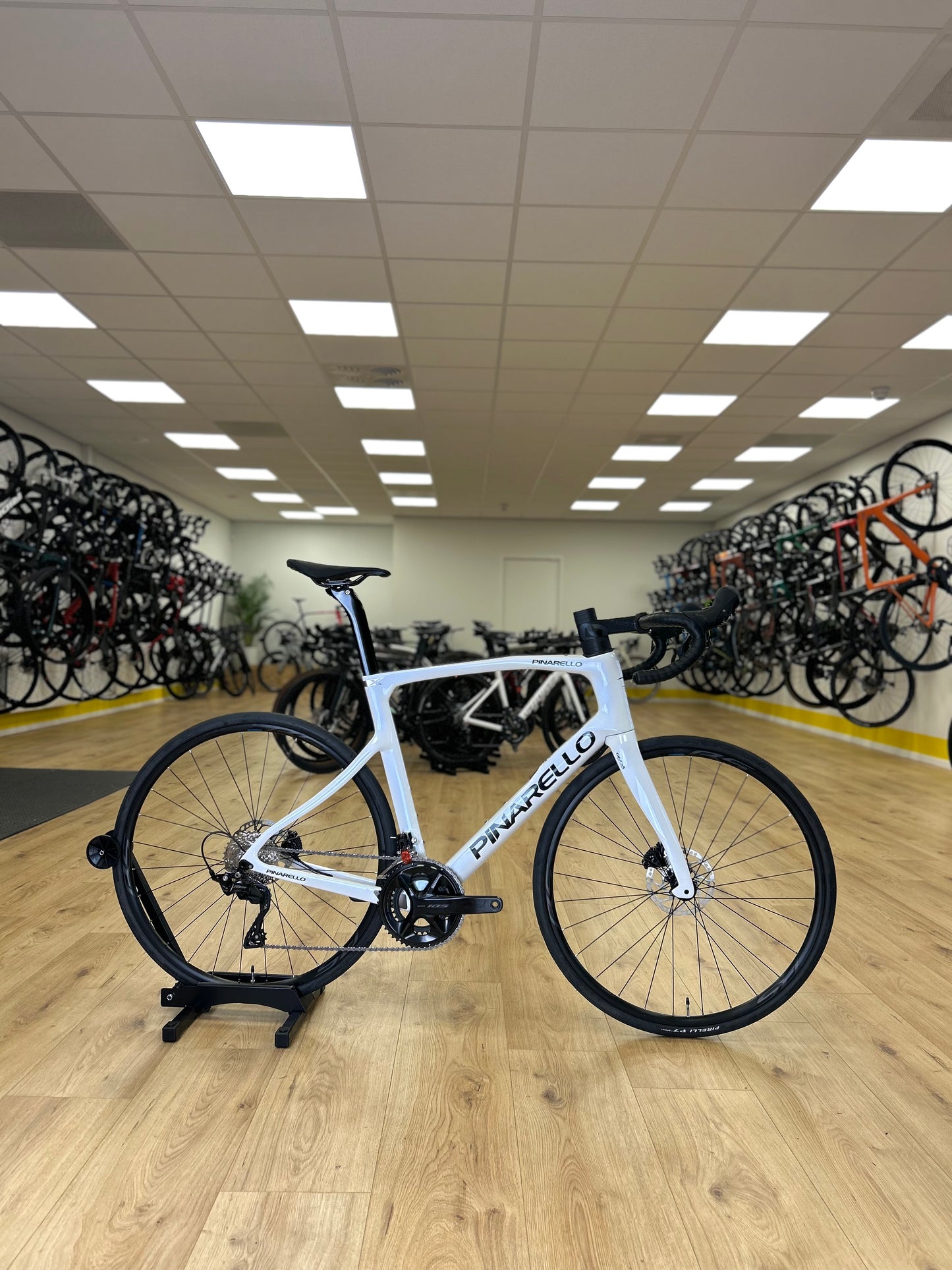 NIEUW Pinarello X1 Carbon Disc Racefiets