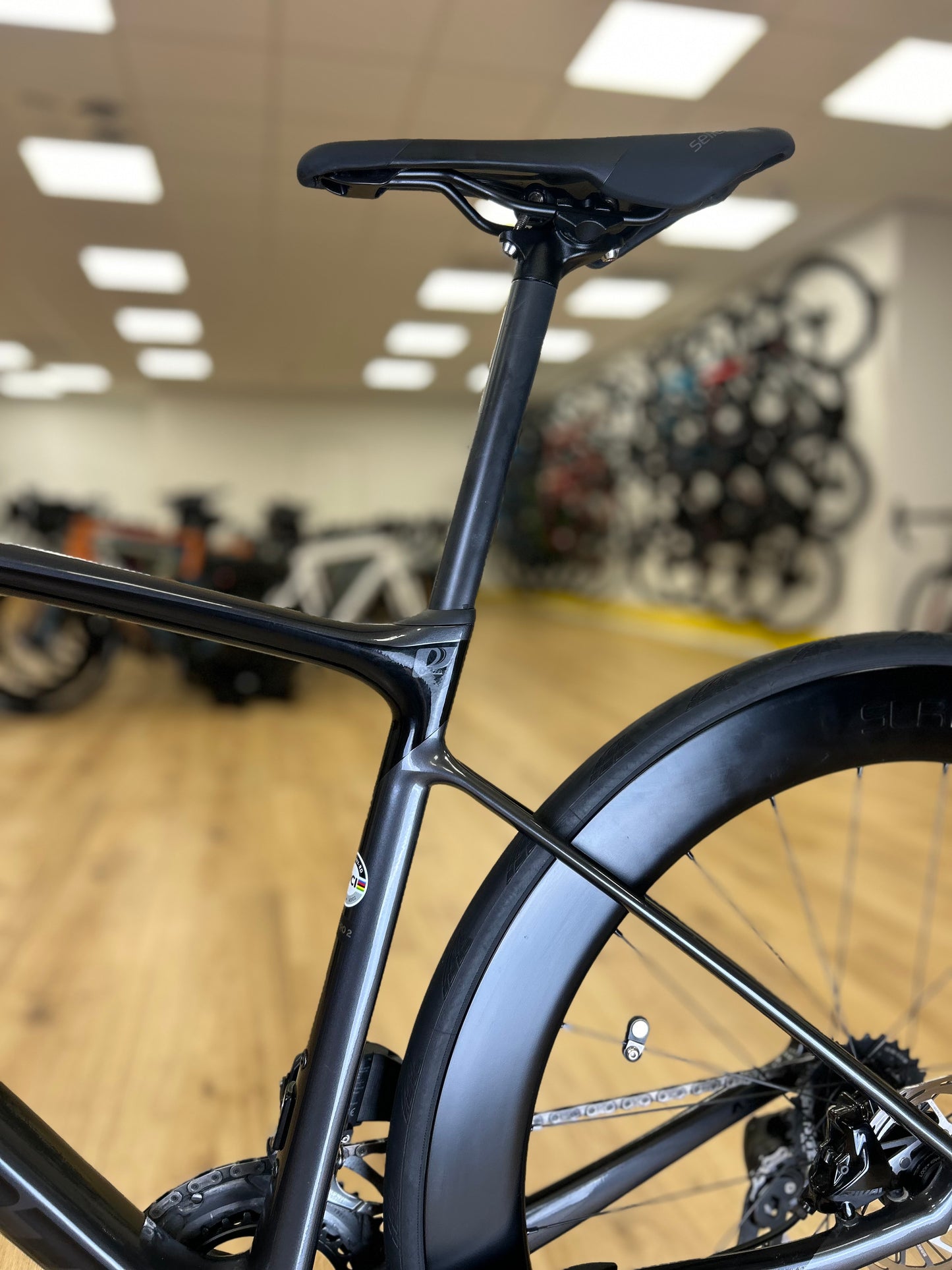 Giant Defy advanced pro 2 AXS Carbon Racefiets