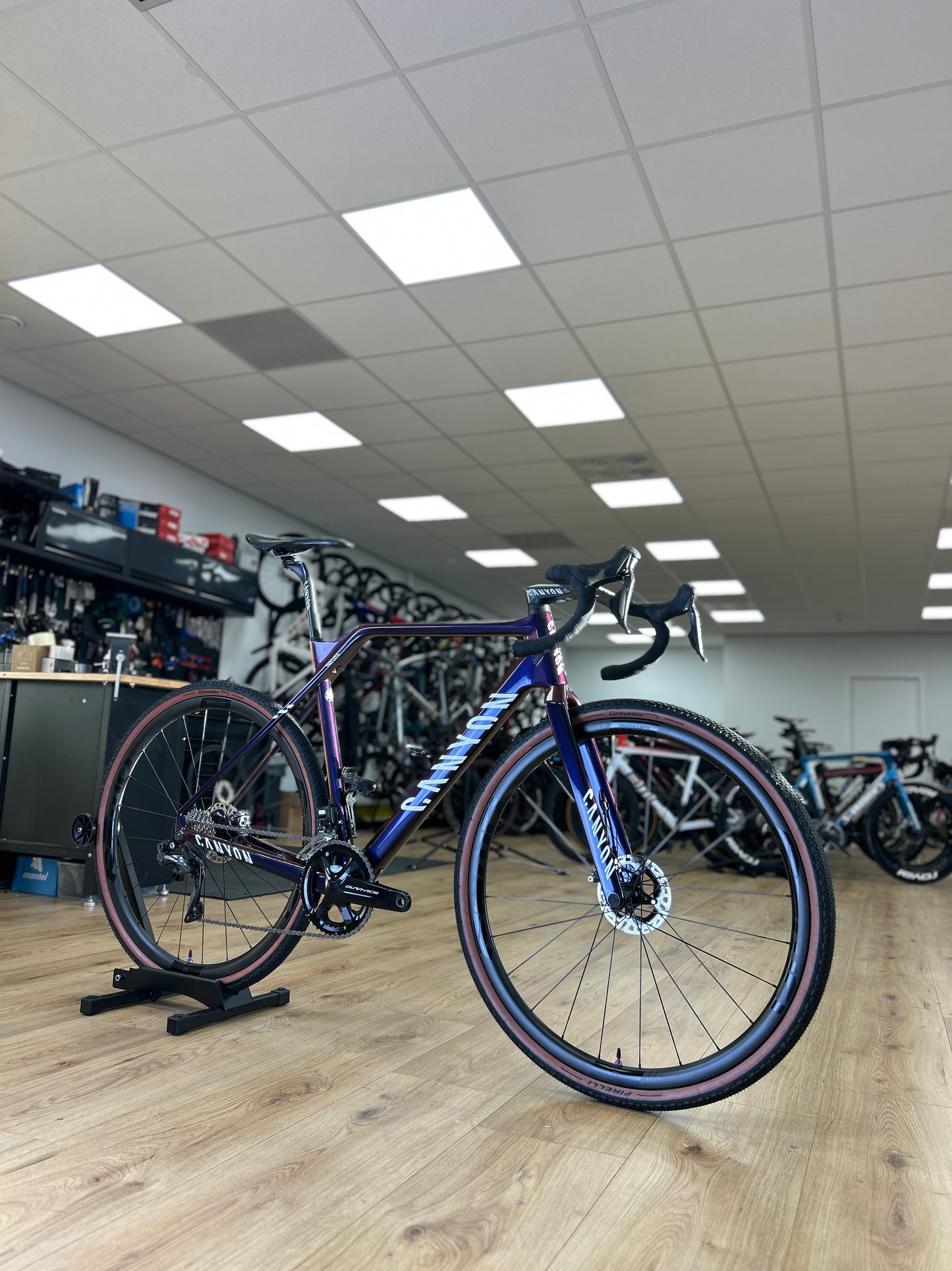 Canyon Inflite CFR Di2 Carbon