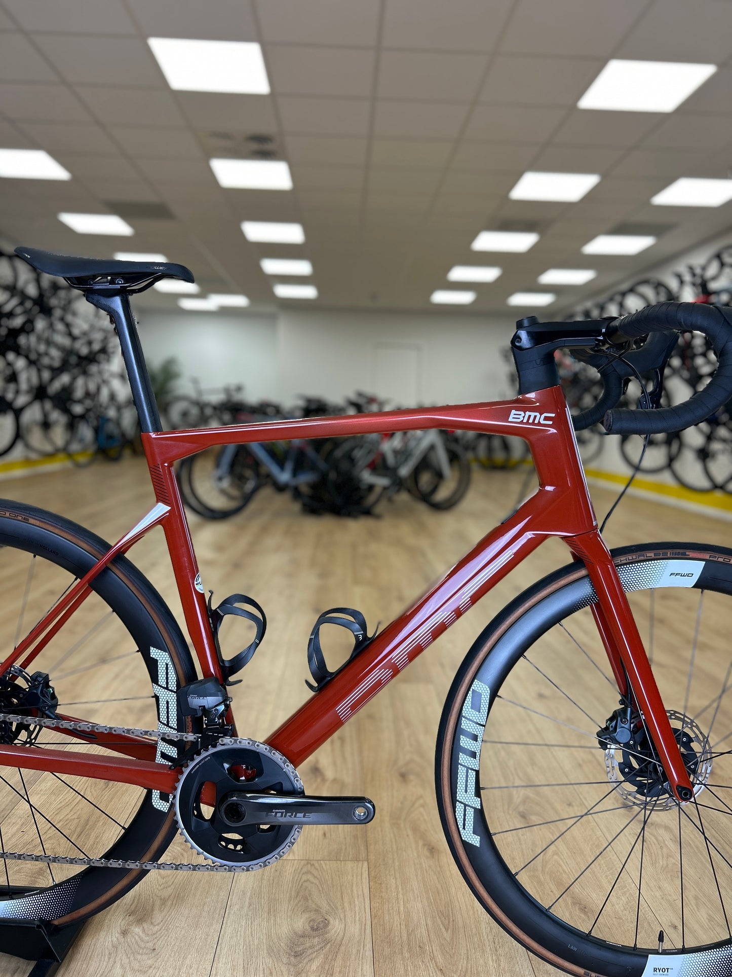 BMC Roadmachine One AXS Carbon Racefiets
