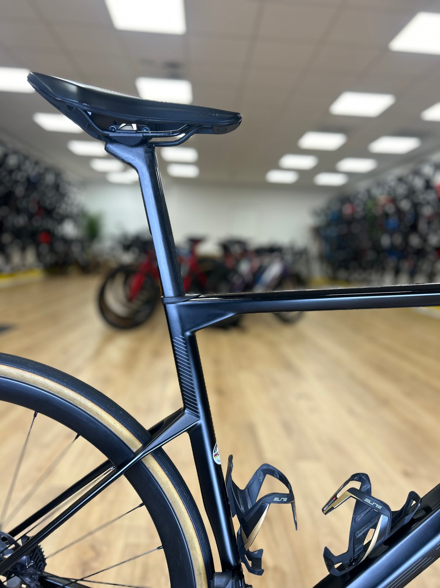 BMC Road Machine 01 Di2 Carbon Disc Racefiets