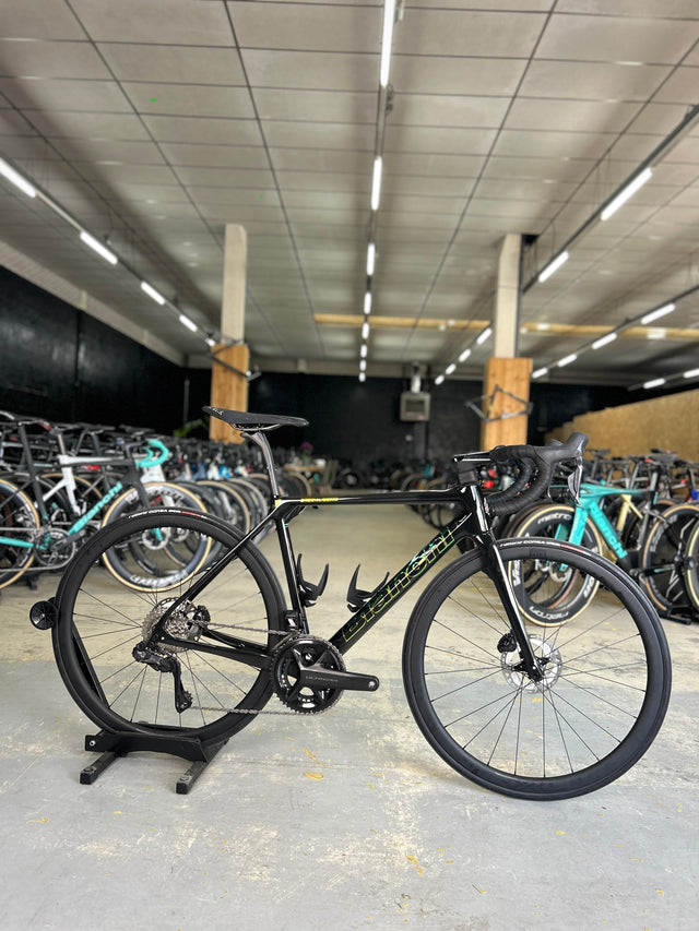 Bianchi Specialissima Di2 Carbon Road Bike