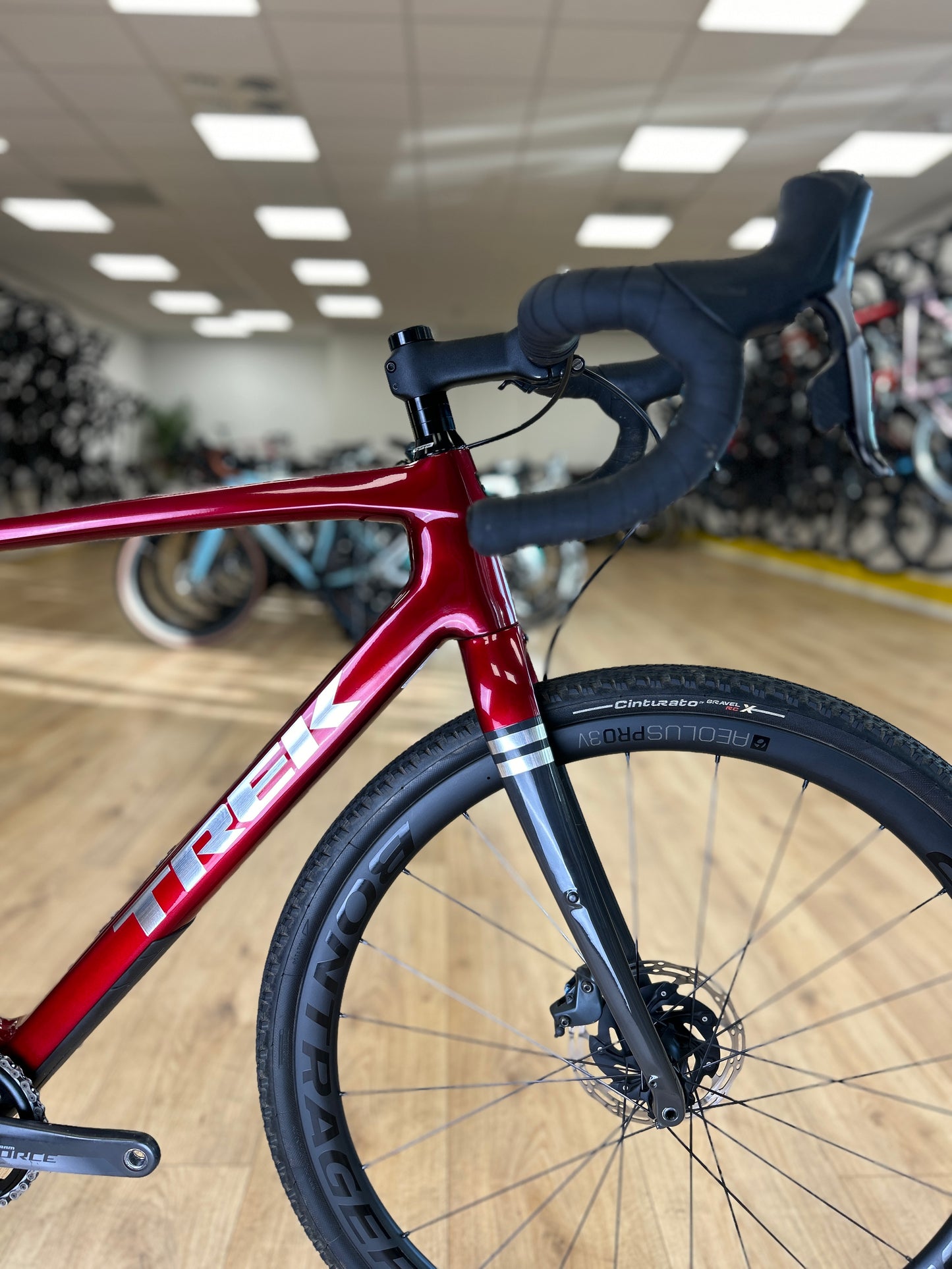 Trek Checkpoint SL7 Carbon Disc Racefiets