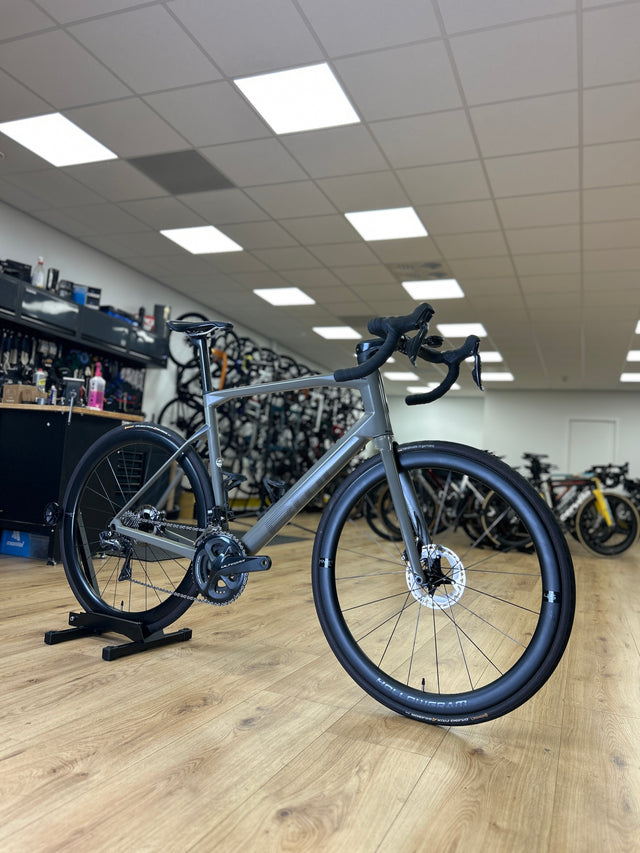 BMC Roadmachine 01 ONE Carbon Racefiets