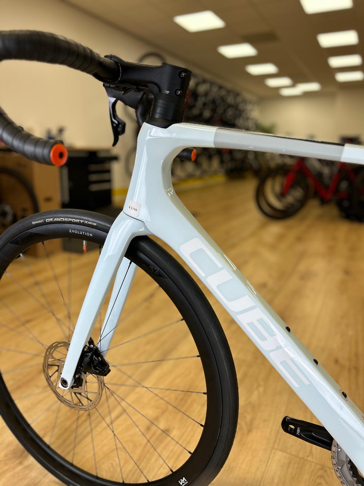 Showroom Model 0km Cube Agree C62 Pro AXS Racefiets
