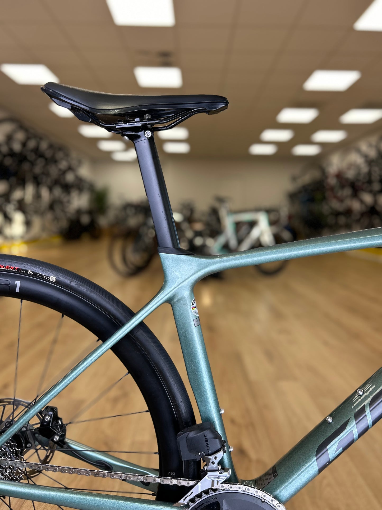 Giant TCR AXS Carbon Disc Racefiets