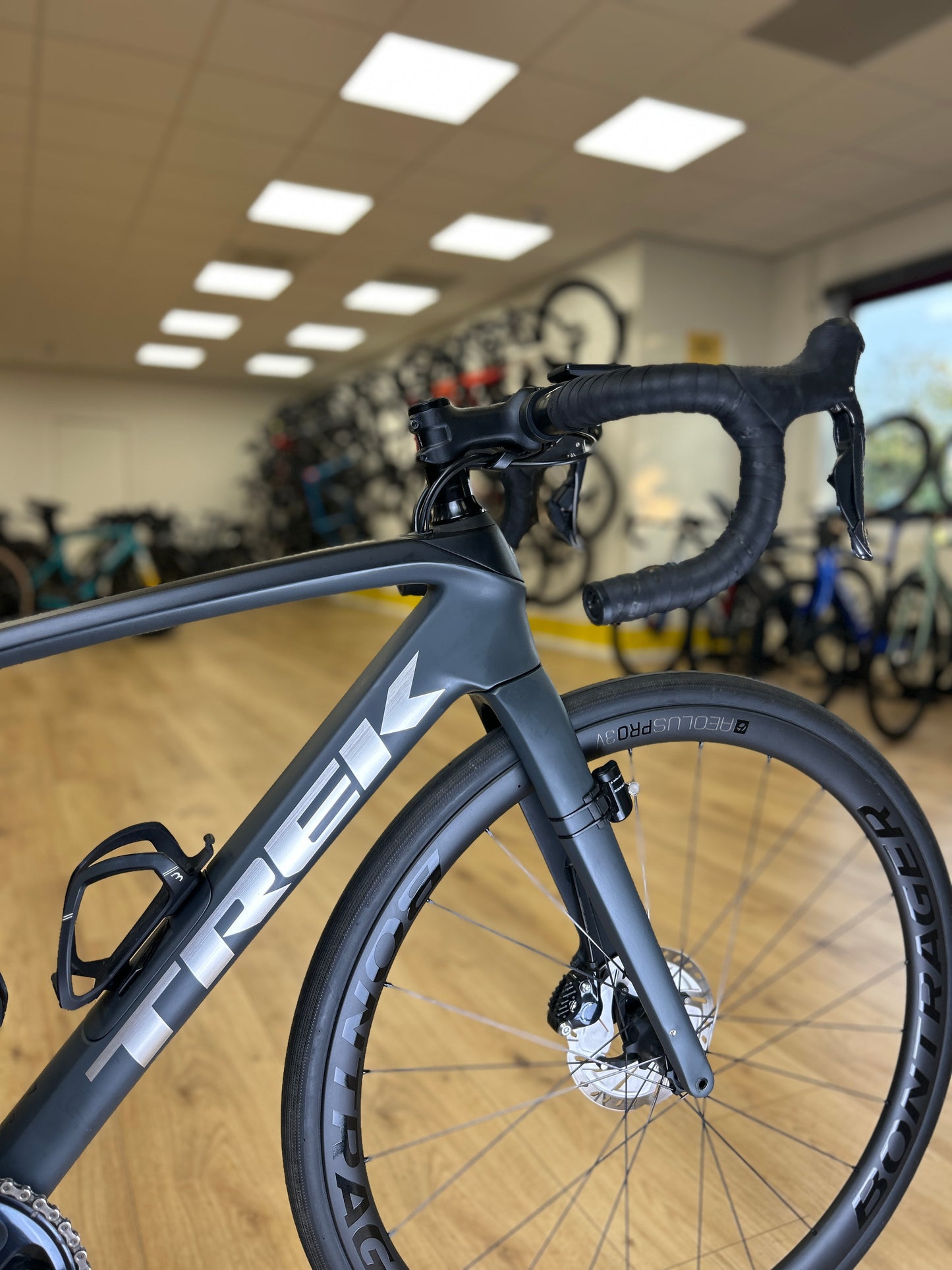 Trek Domane SL7 Di2 Carbon Racefiets