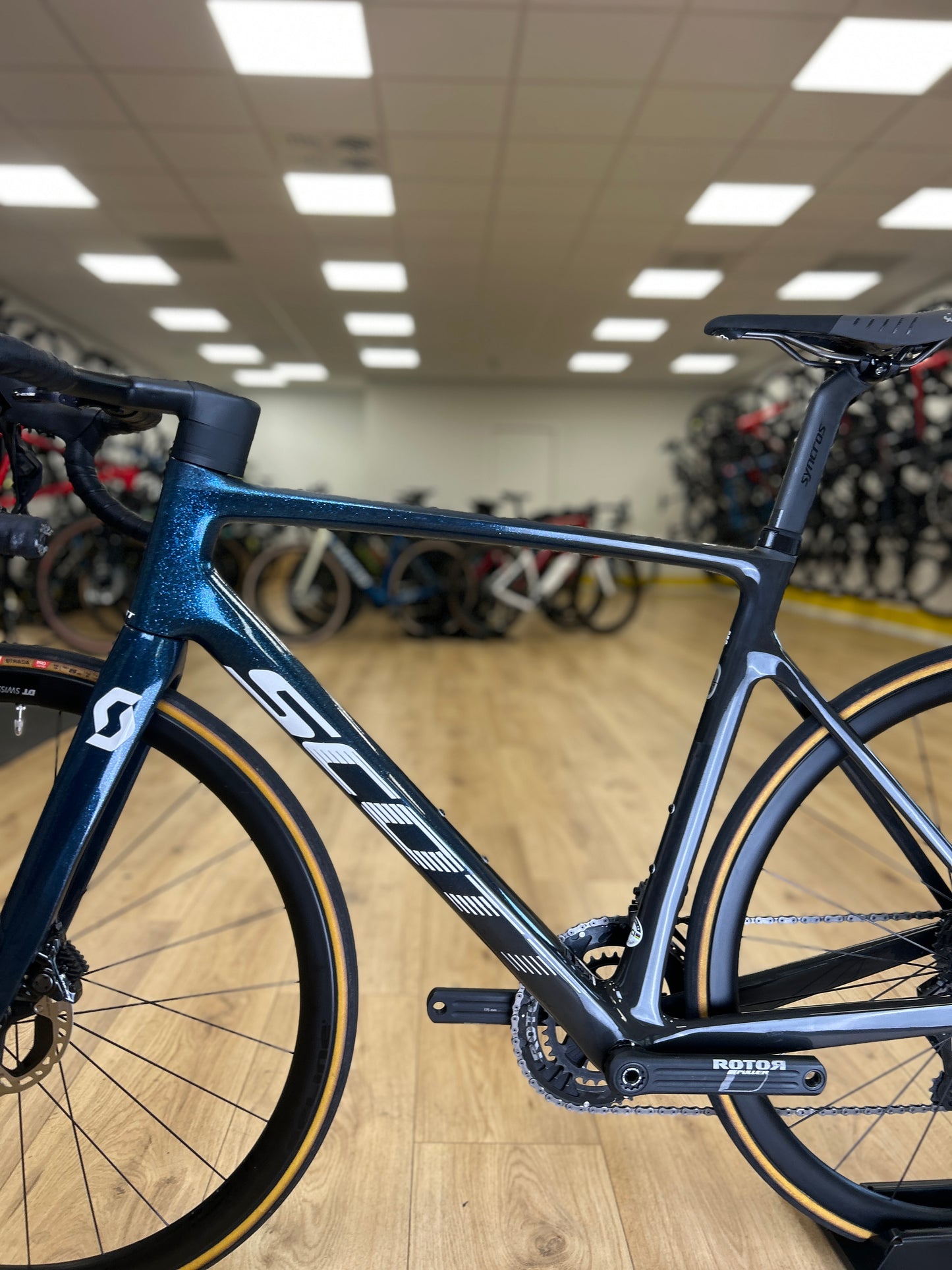 500km Scott Addict RC Pro Di2 Carbon Racefiets